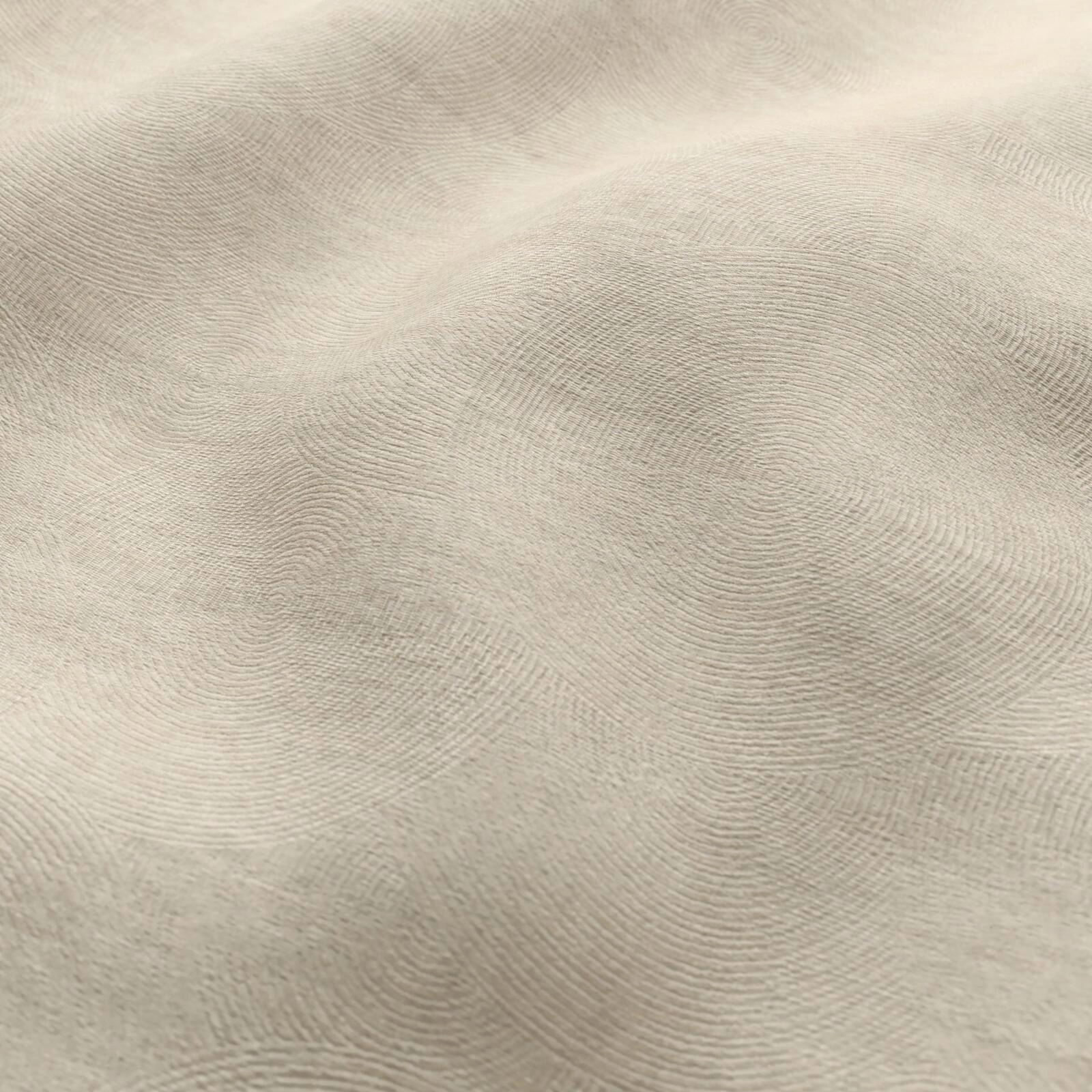 Darkness_Cream_37100003_30.jpg