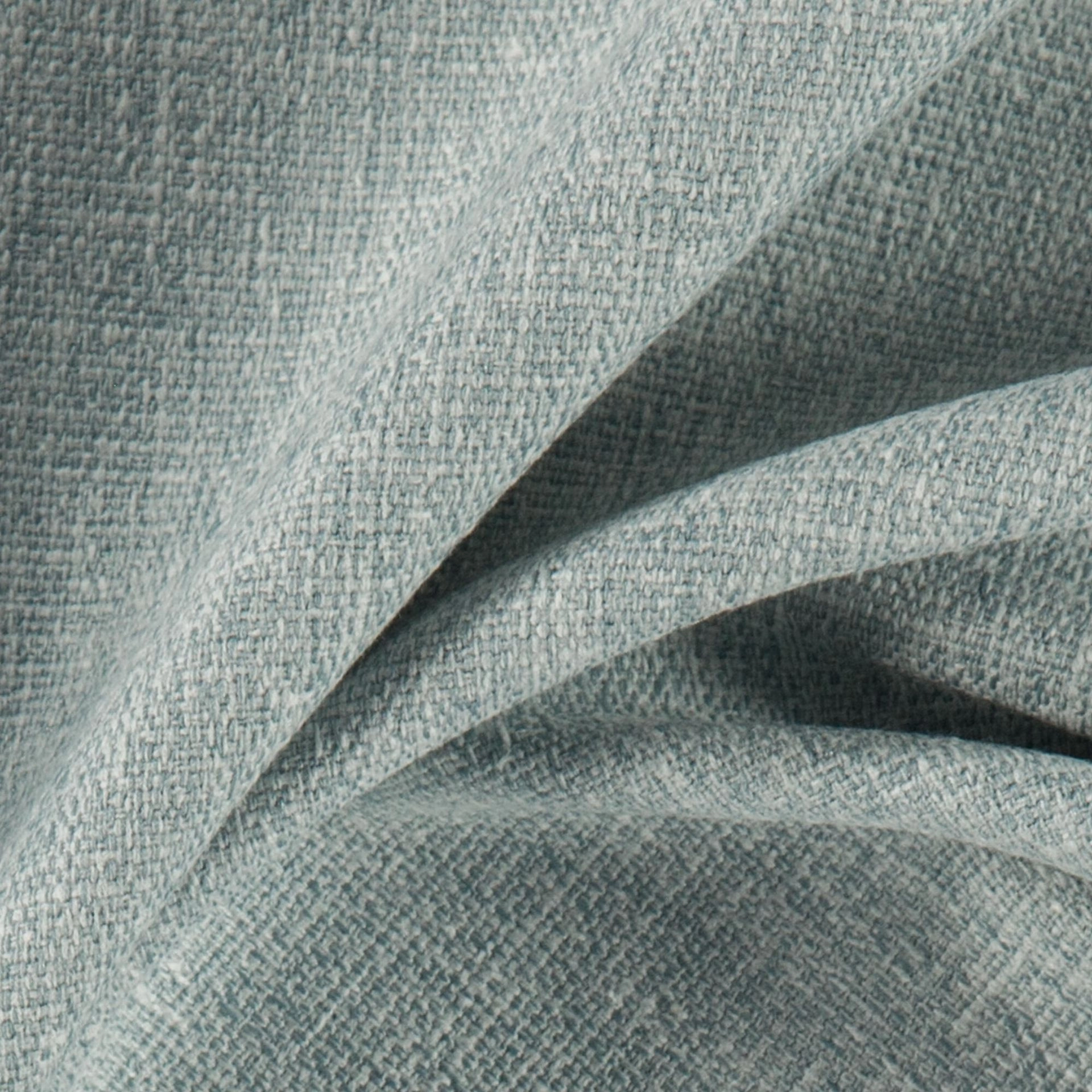 Aqua-_-Speck-Aqua-_Photograph_CloseUp.jpg