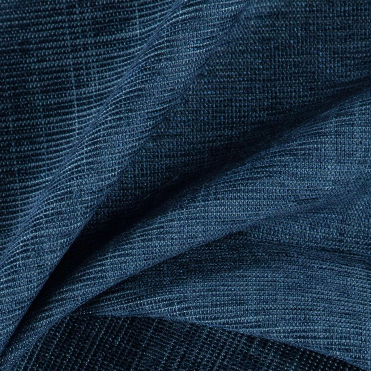 Marine-_-Dense-Marine-_Photograph_CloseUp.jpg