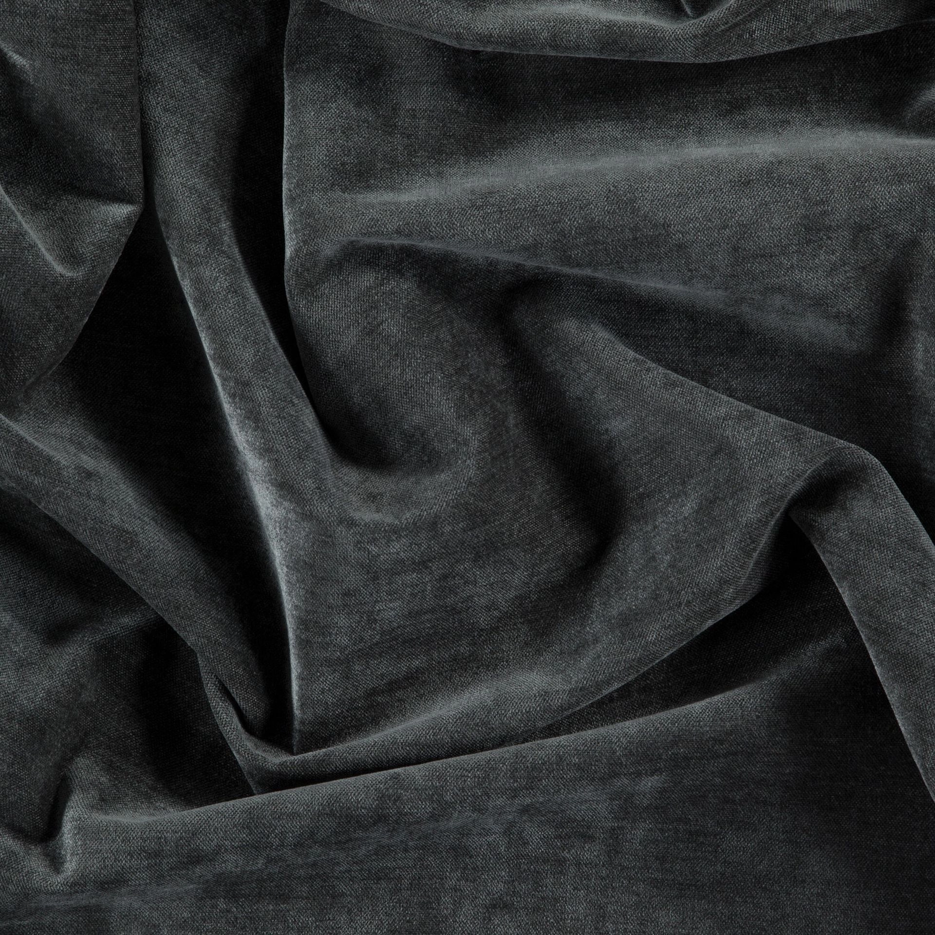 Bolshoi--Bolshoi--20-Charcoal - Primiero Charcoal 3110031--Photograph_Wrinkeled.JPG