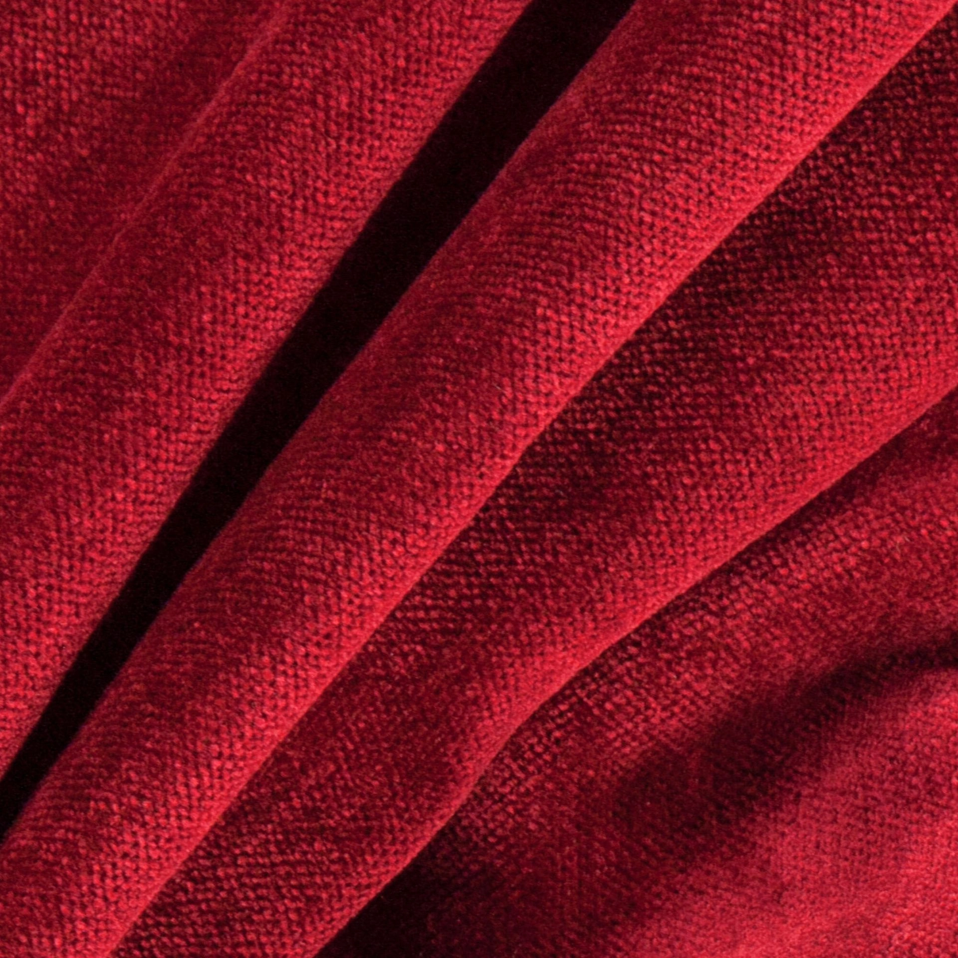 Bolshoi--Bolshoi--51-Scarlet - Primiero Scarlet 3110023--Photograph_CloseUp.JPG