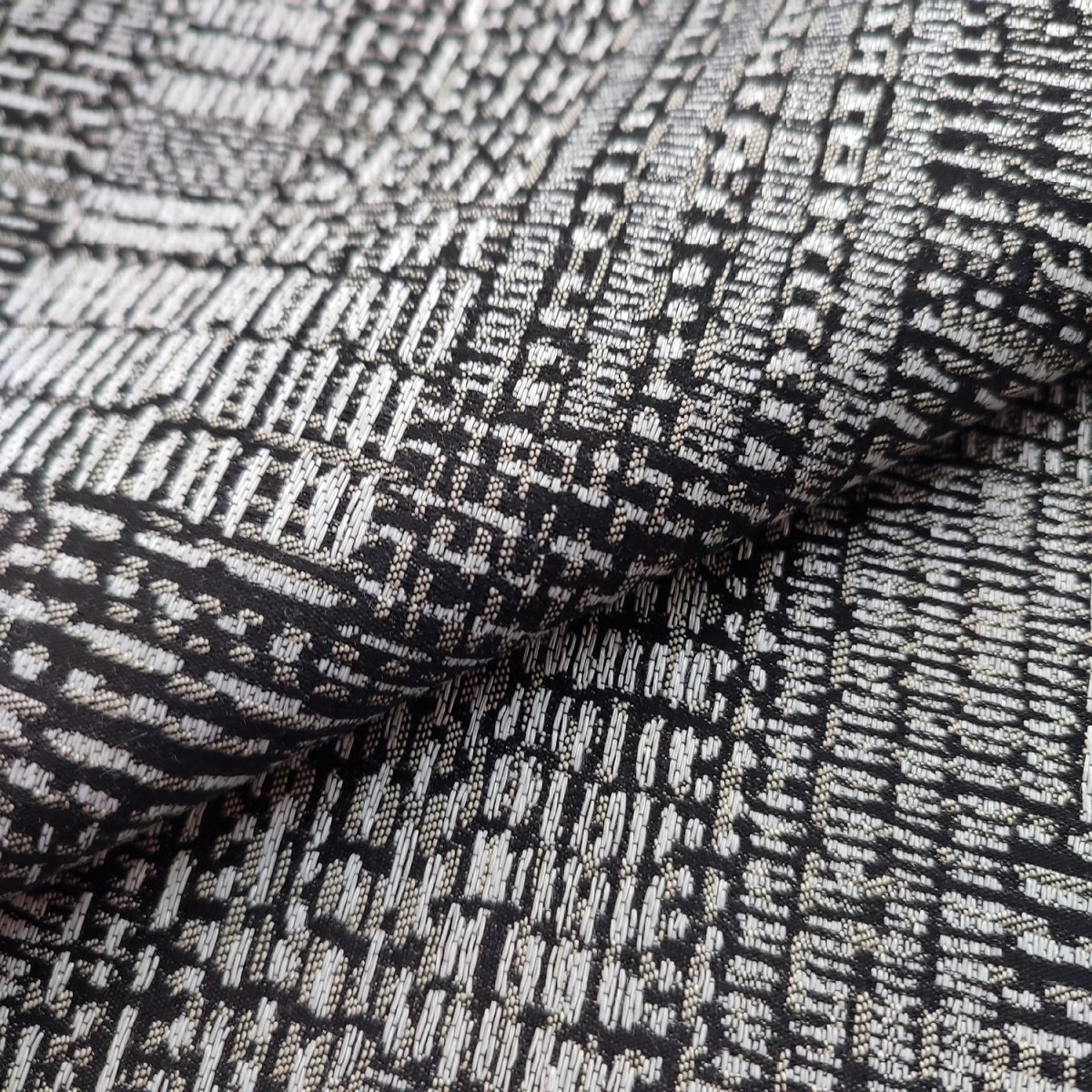 Isida Charcoal-main