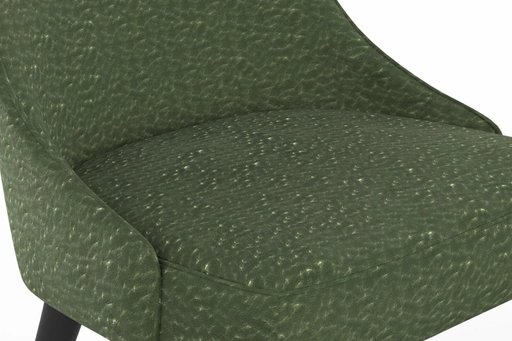 68e11f0a12af951763cc6185.jpg
