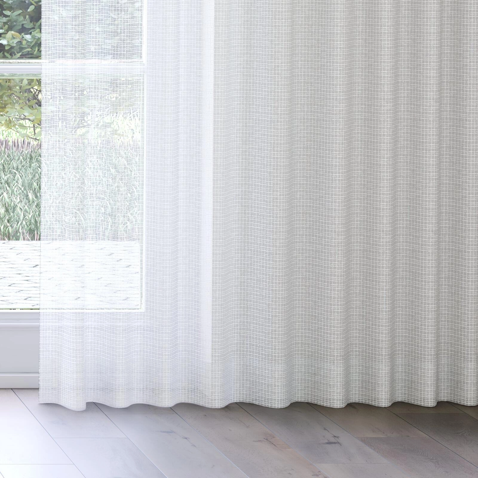 Falerna_Wool_54716090032_2.jpg