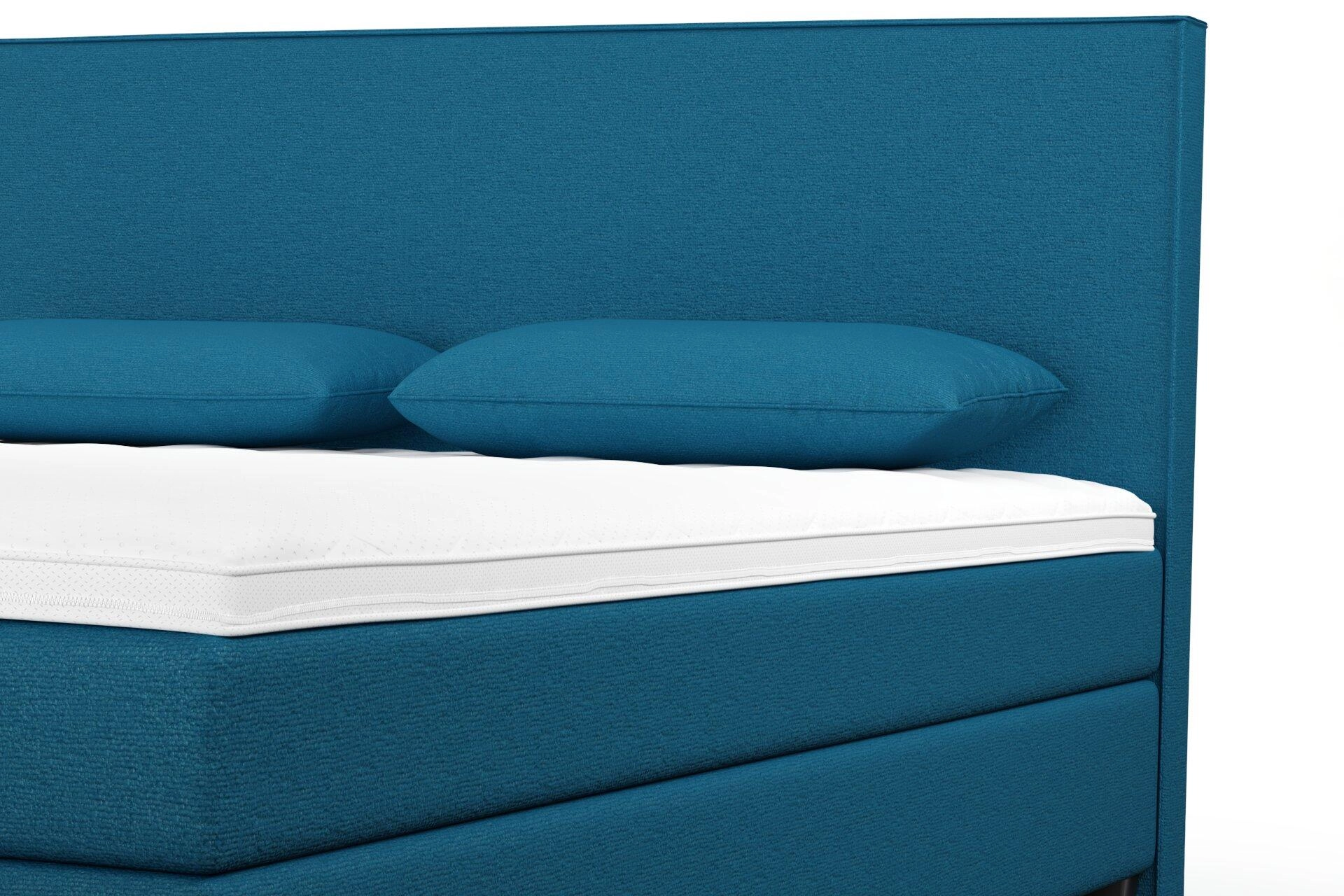 Harvard--18-Curacao - 54746463931--Bed_Bed_Detail.jpg