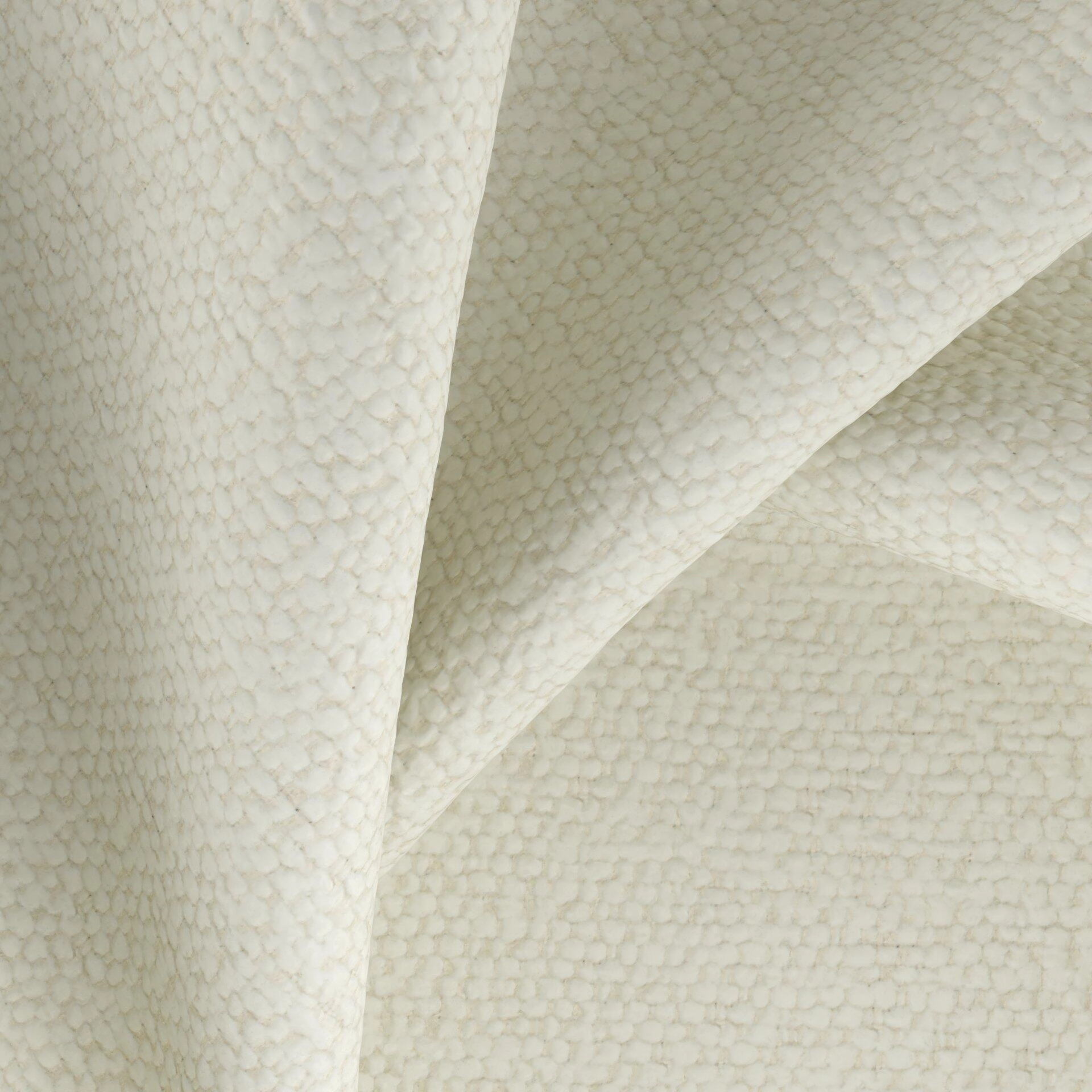 Harvard--03-Nougat - 54746490336--CloseUp_TW_CU.jpg
