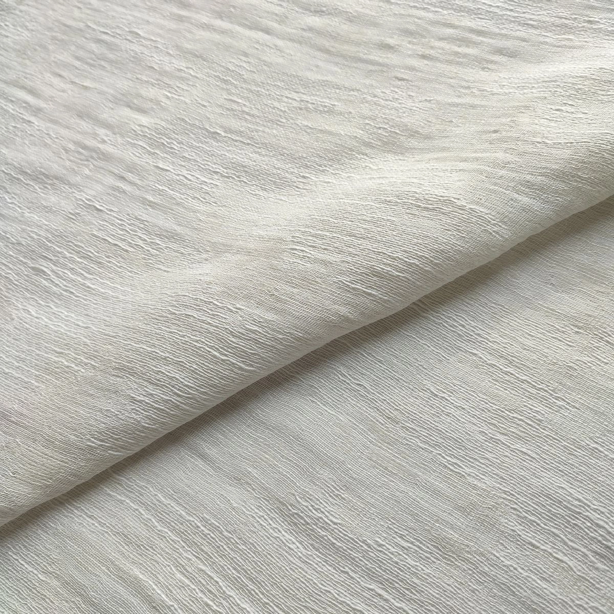 Flumen_L.Taupe_weave.jpg