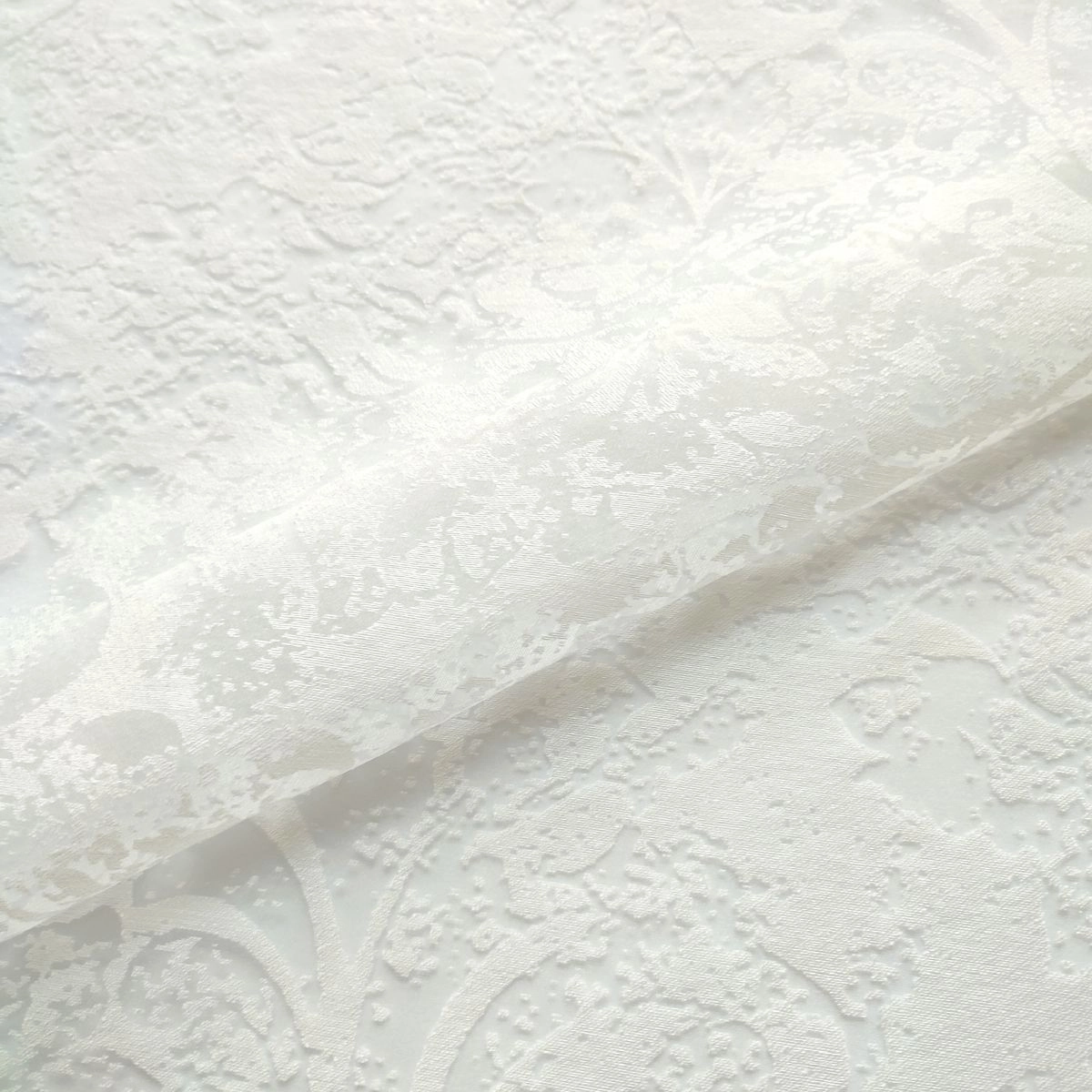 Legato Off white-main