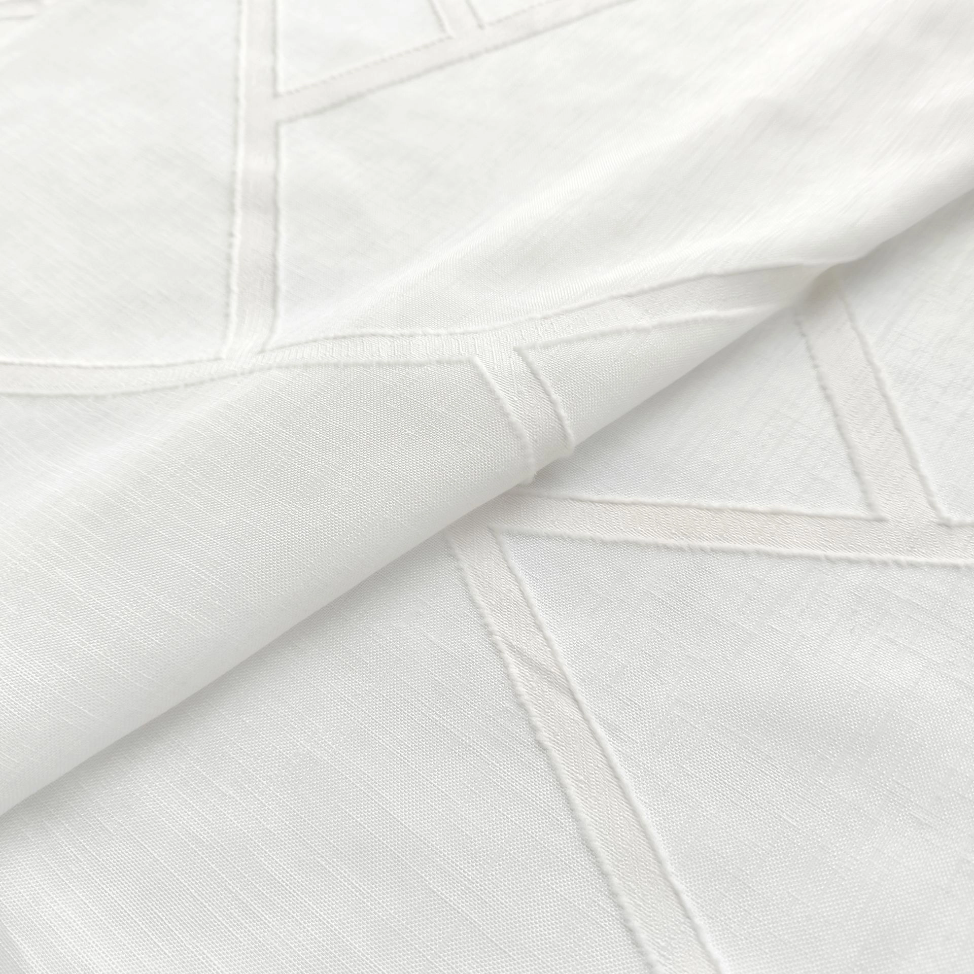 DM1066_001_weave.jpg