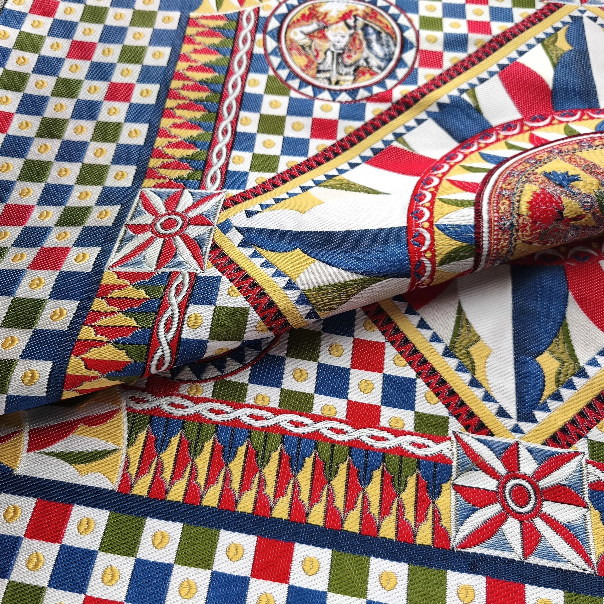 Dolce Vita Silk_03_weave.jpg