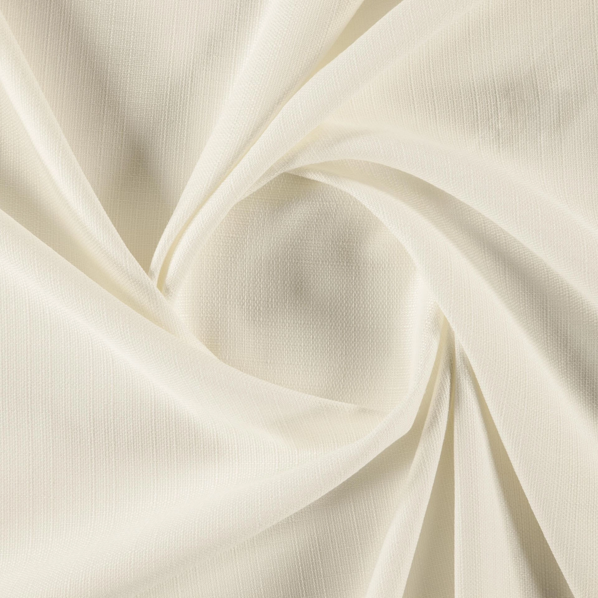 Genial--Genial--06-Swan--Photograph_Twist.jpg