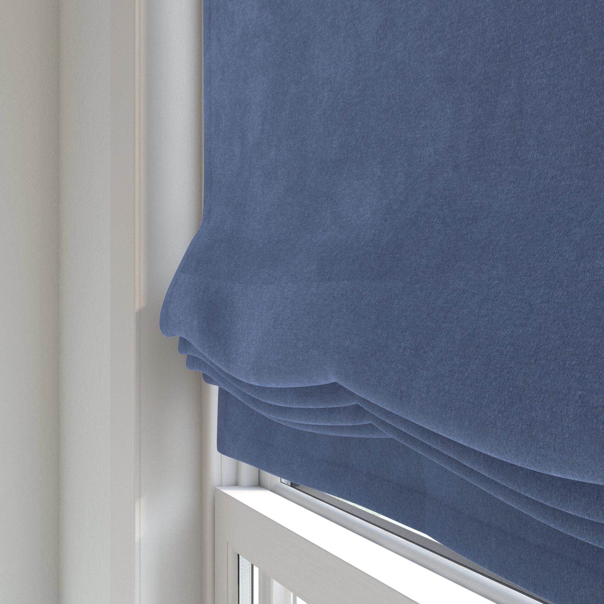 Moon--Moon--06-Delft - Imperial Delft 34300010--Curtain_Blinds_Detail.jpg