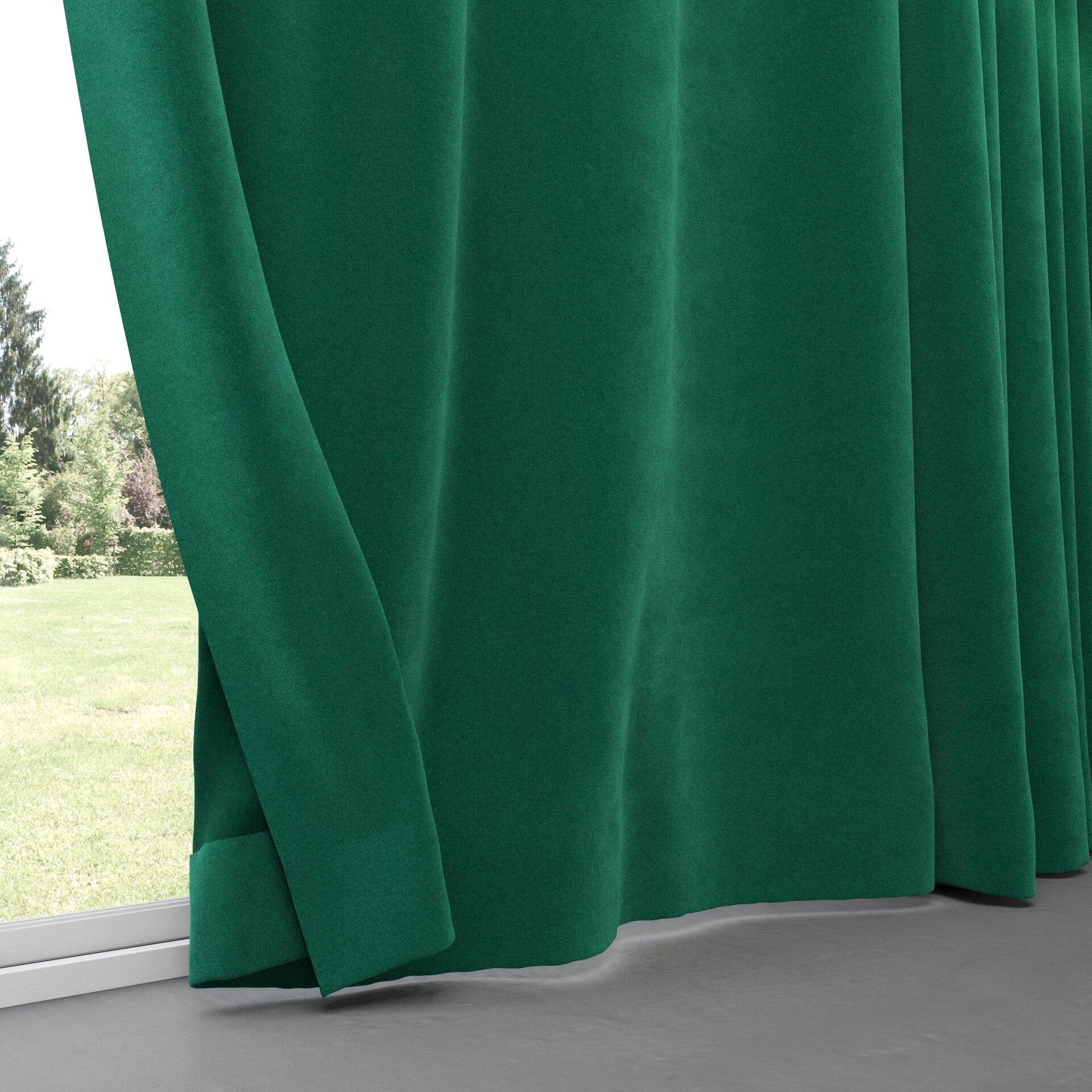 Moon--Moon--08-Emerald - Imperial Emerald 34300001--Curtain_PinchPleat_Bottom.jpg