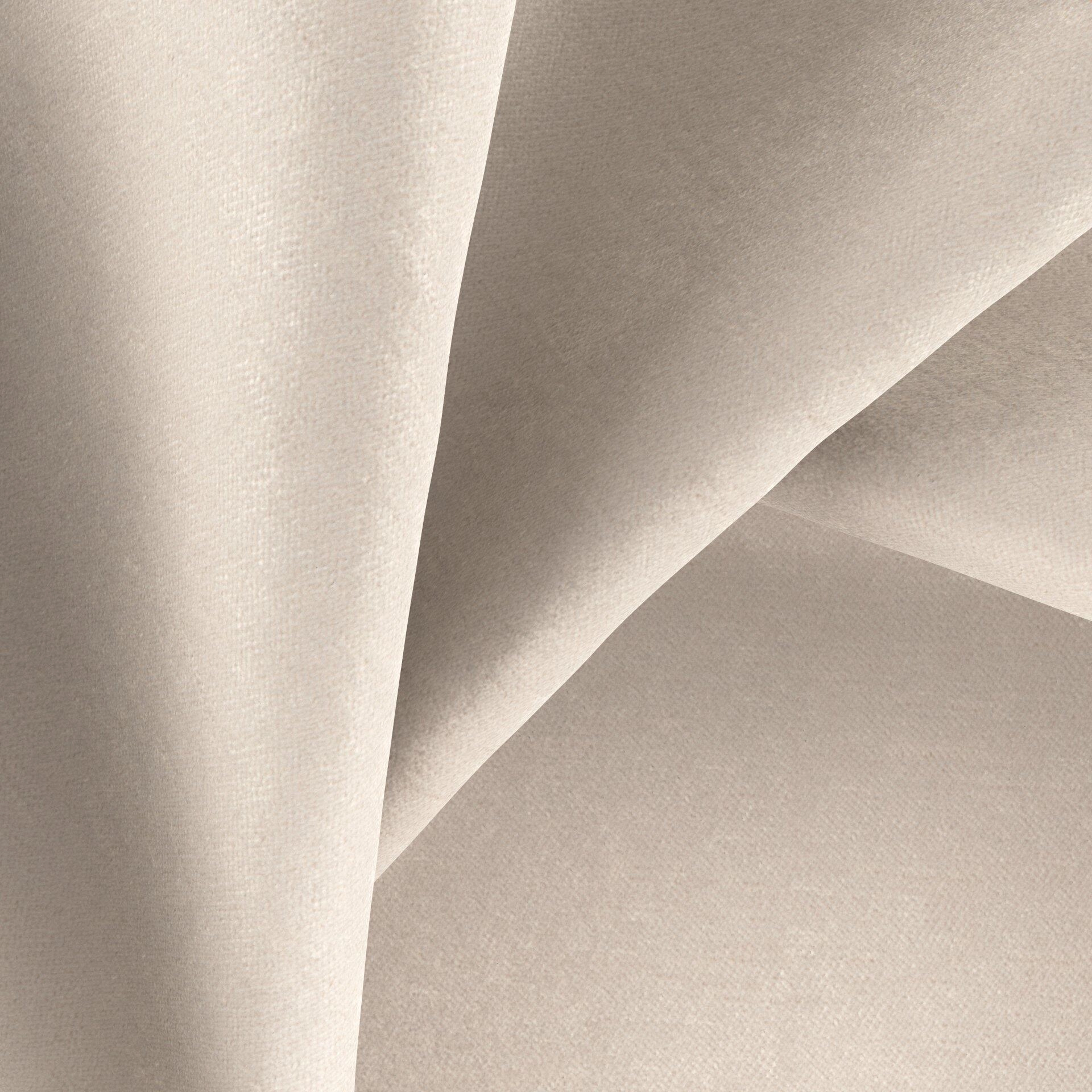 Moon--Moon--18-Sesame - Imperial Sesame 34300019--CloseUp_TW_CU.jpg