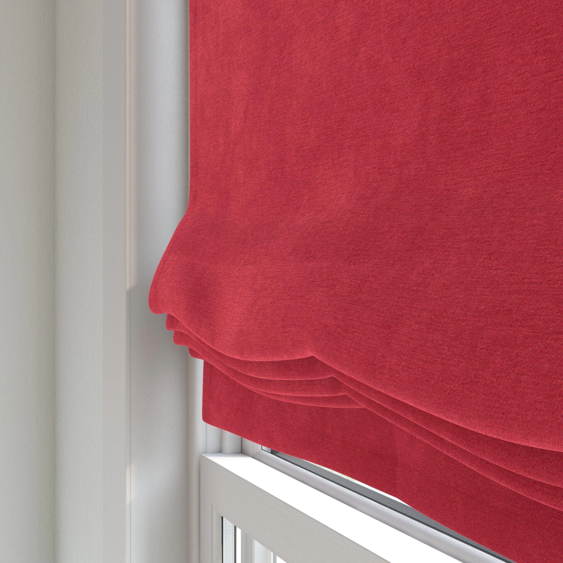 Moon--Moon--28-Cherry--Curtain_Blinds_Detail.jpg