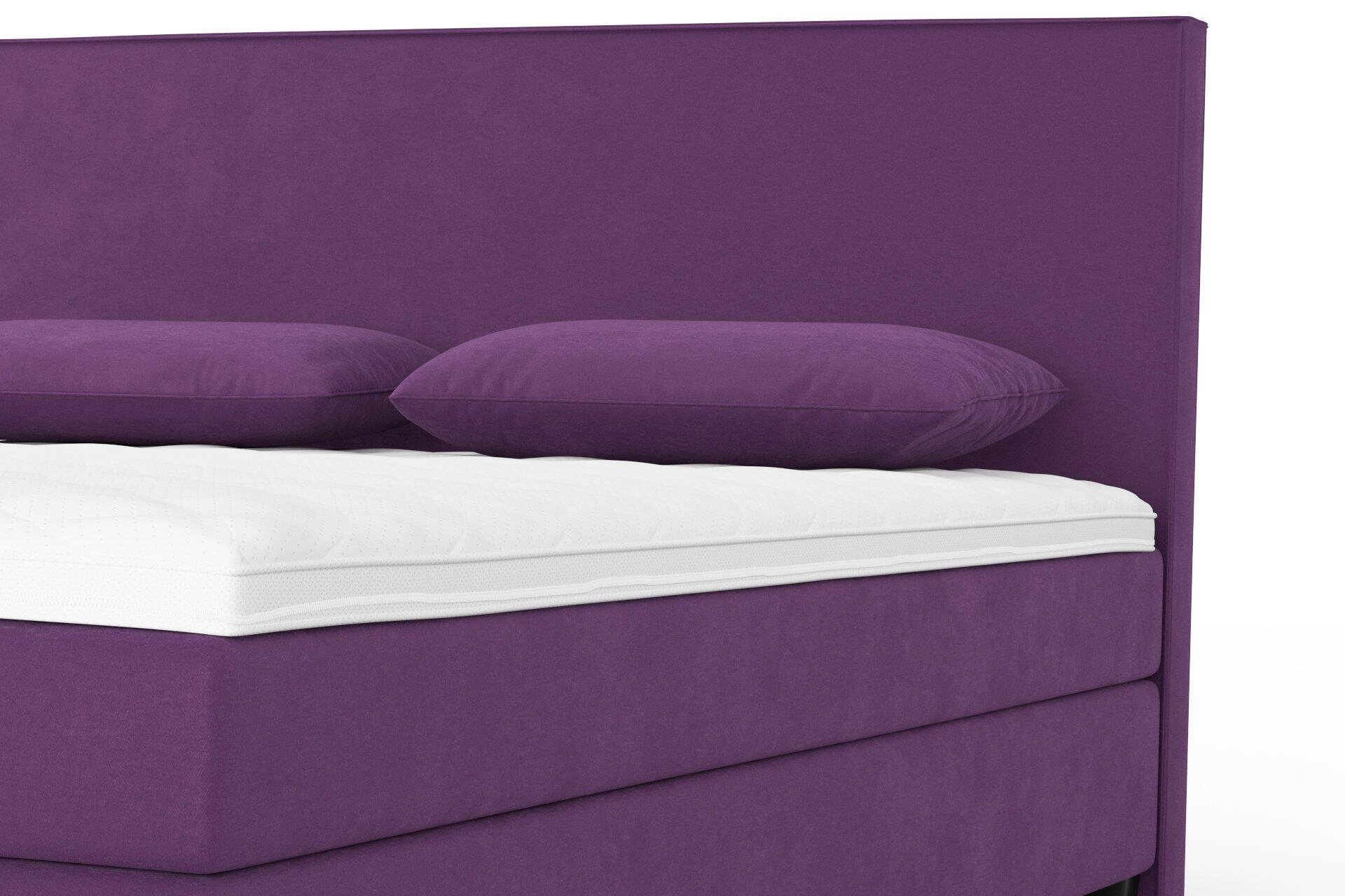 Moon--Moon--31-Emperor--Bed_Bed_Detail.jpg