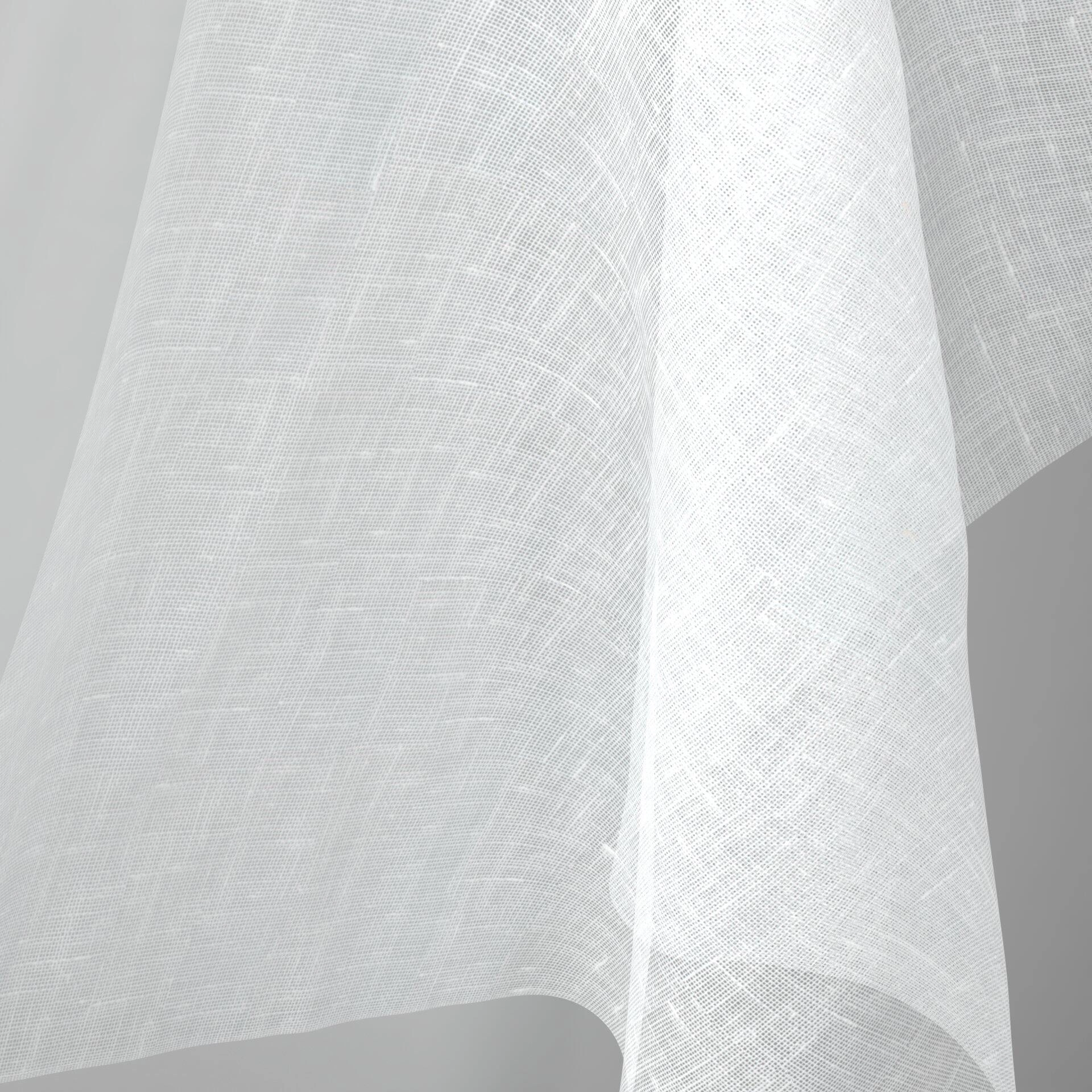 Savvy--Savvy--05-Snow--Curtain_Hangdown_Detail.jpg