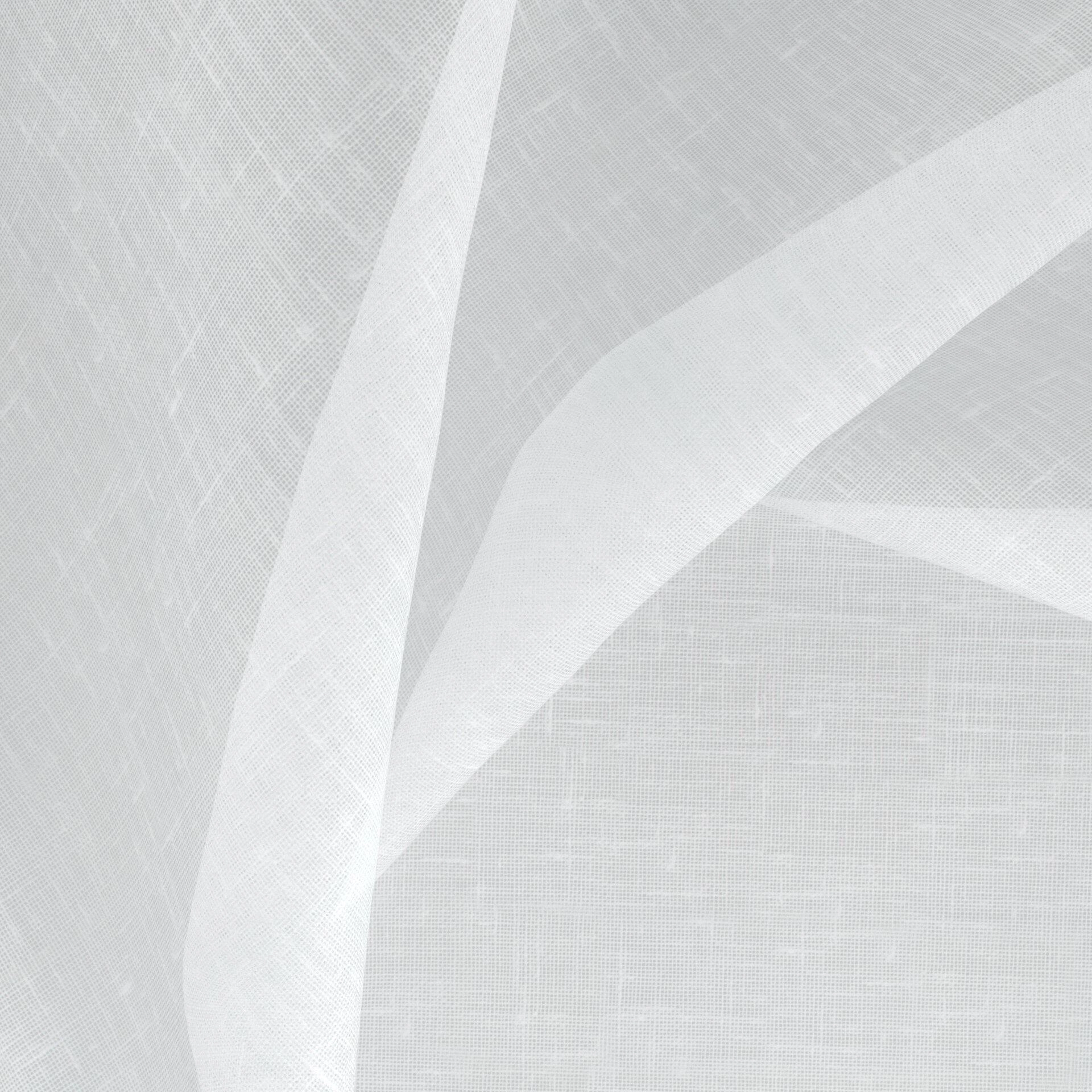 Savvy--Savvy--06-Swan--CloseUp_TW_CU.jpg