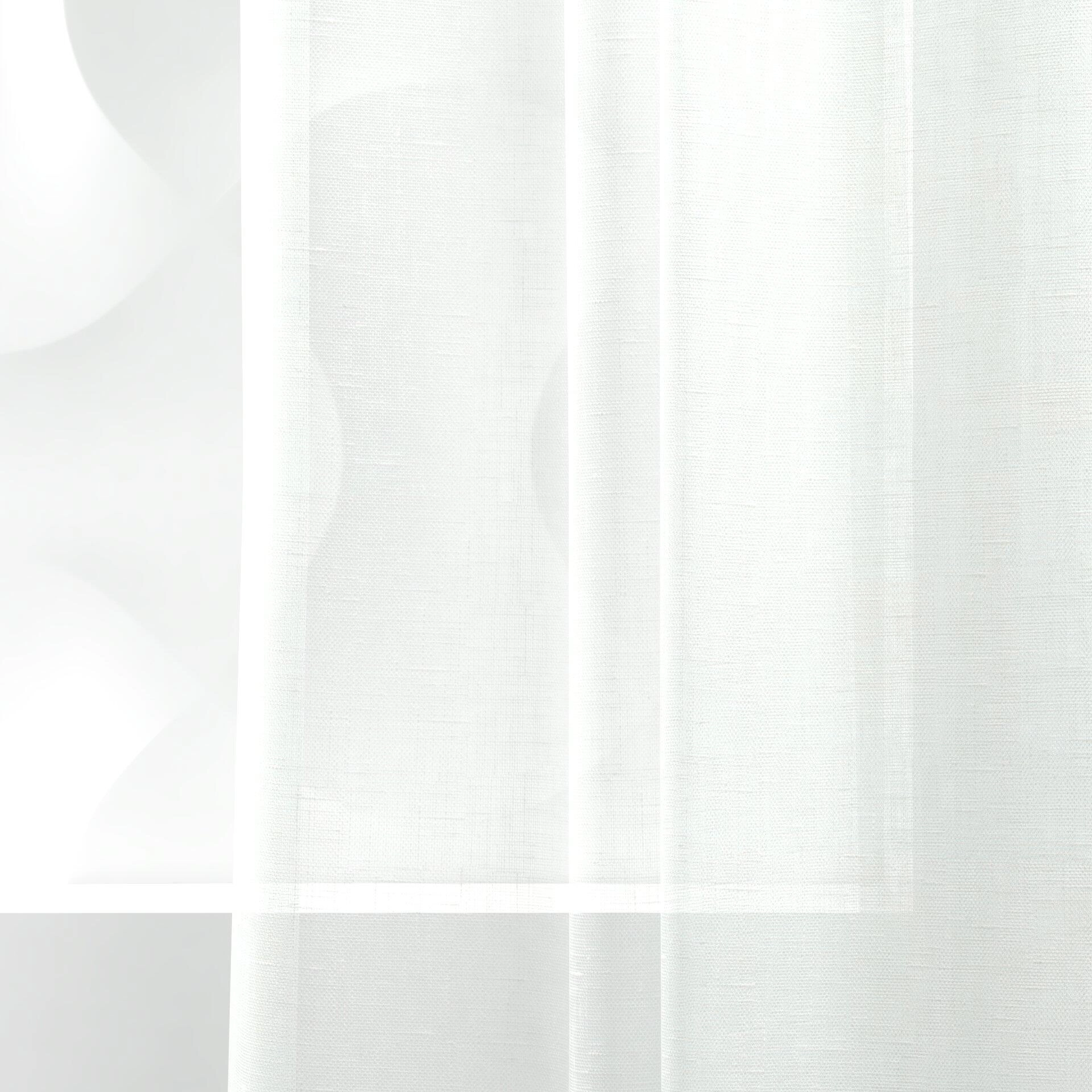 Savvy--Savvy--08-Angora--Curtain_Frame_Detail.jpg