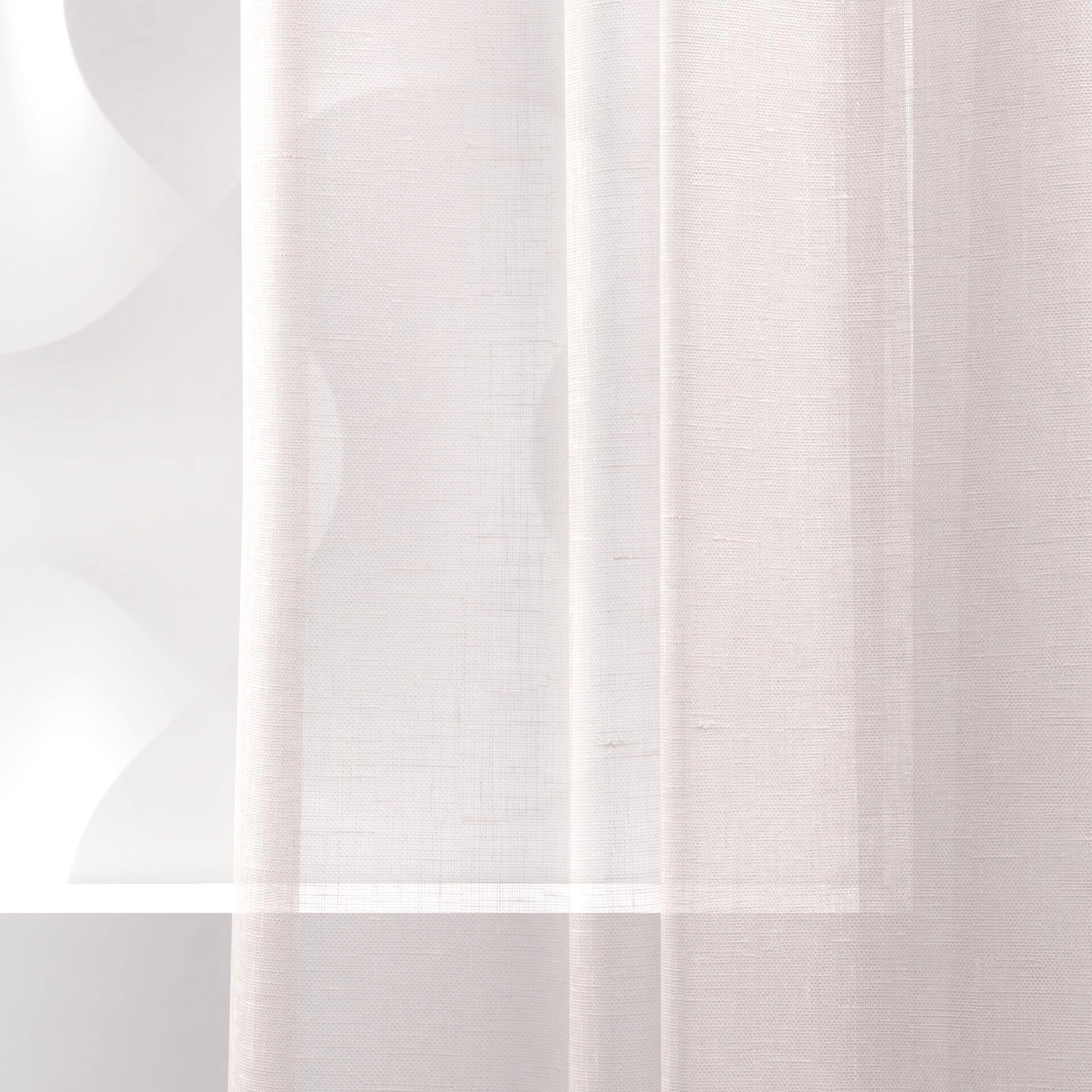 Savvy--Savvy--14-Blossom--Curtain_Frame_Detail.jpg