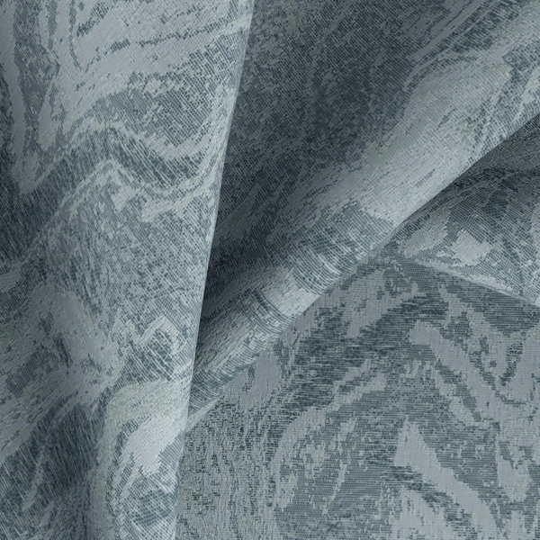 Sensational--Savant--14-River--CloseUp_TW_CU.jpg
