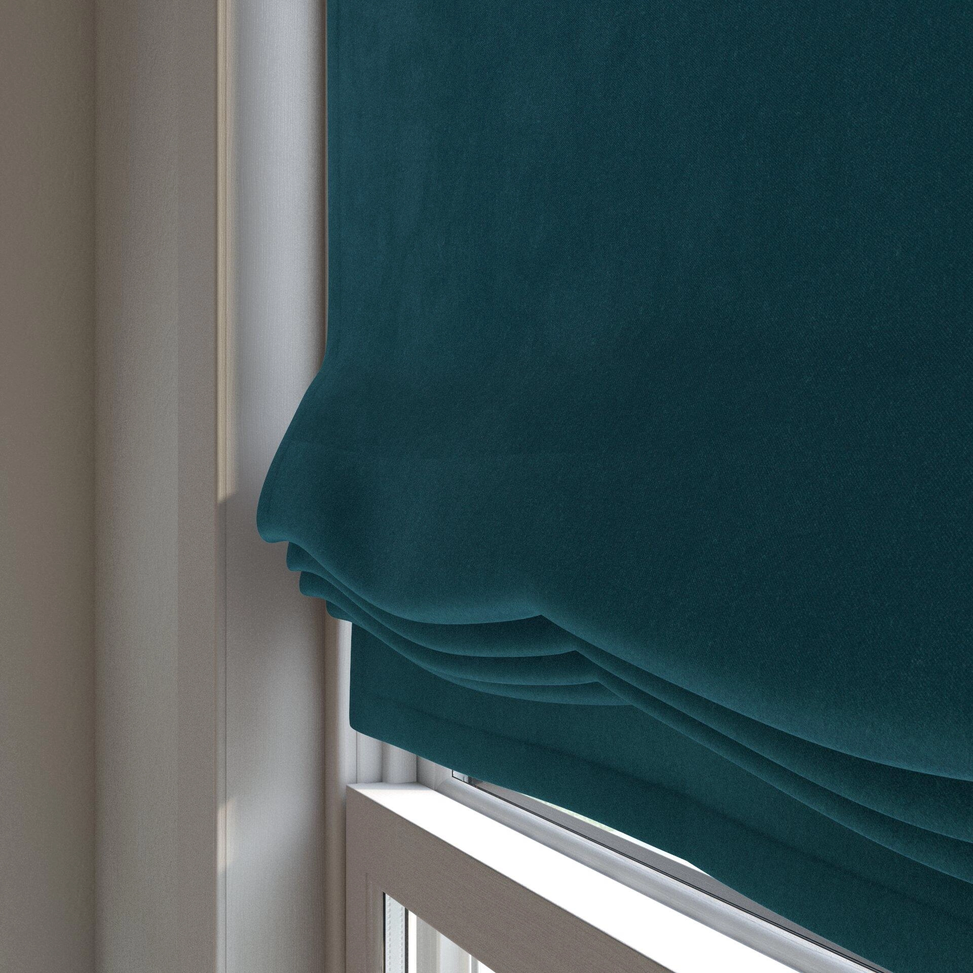 Sensuous--Sensuous--09-Peacock--Curtain_Blinds_Detail.jpg