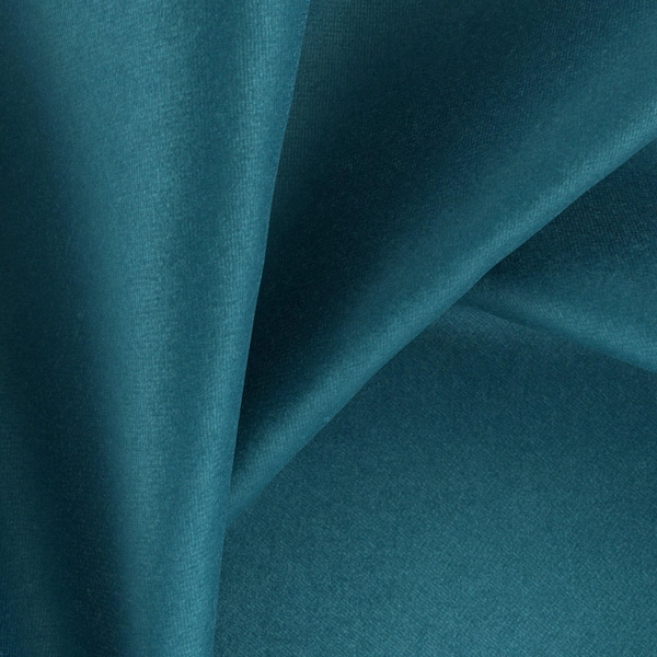 Sensuous--Sensuous--09-Peacock--CloseUp_TW_CU.jpg