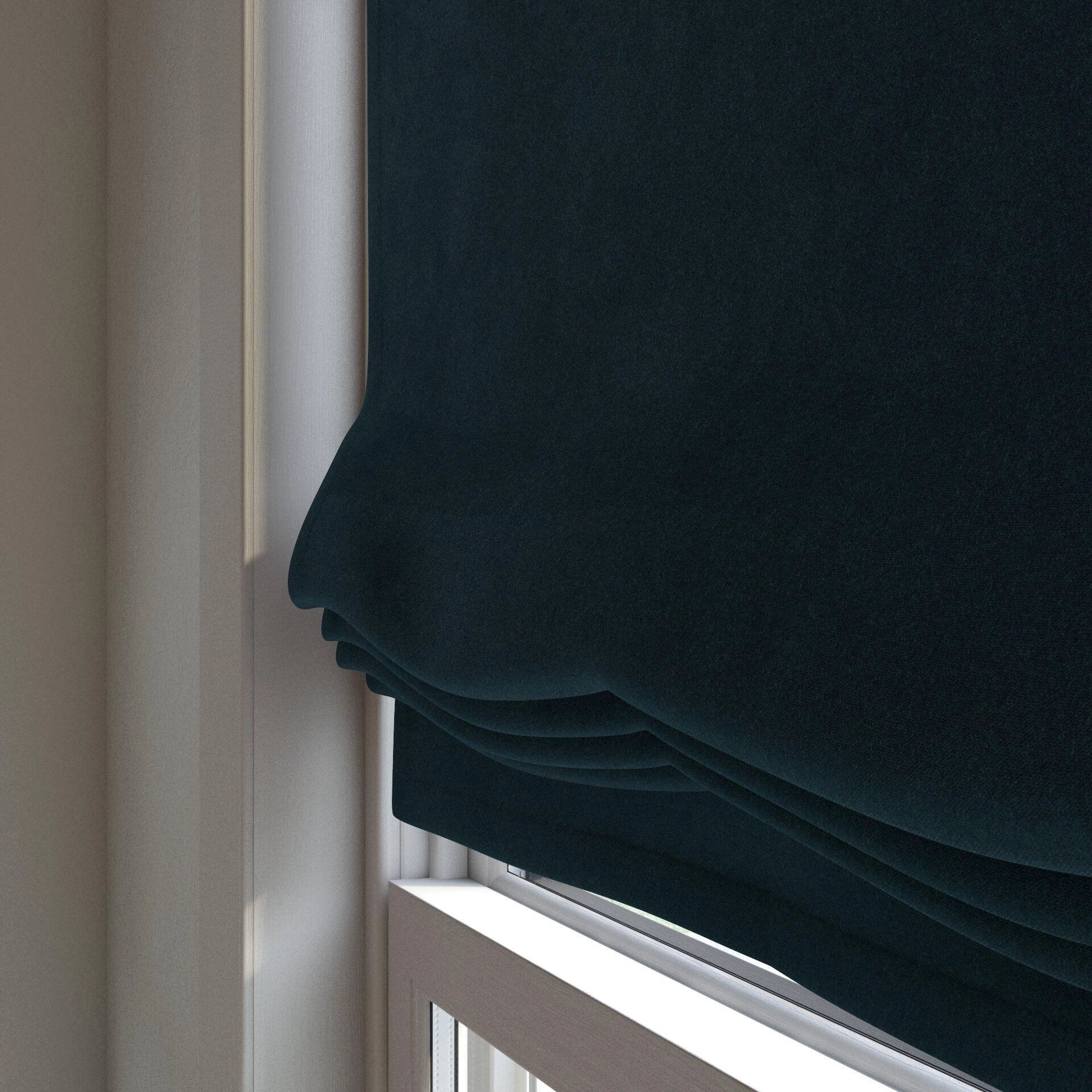 Sensuous--Sensuous--10-Scuba--Curtain_Blinds_Detail.jpg