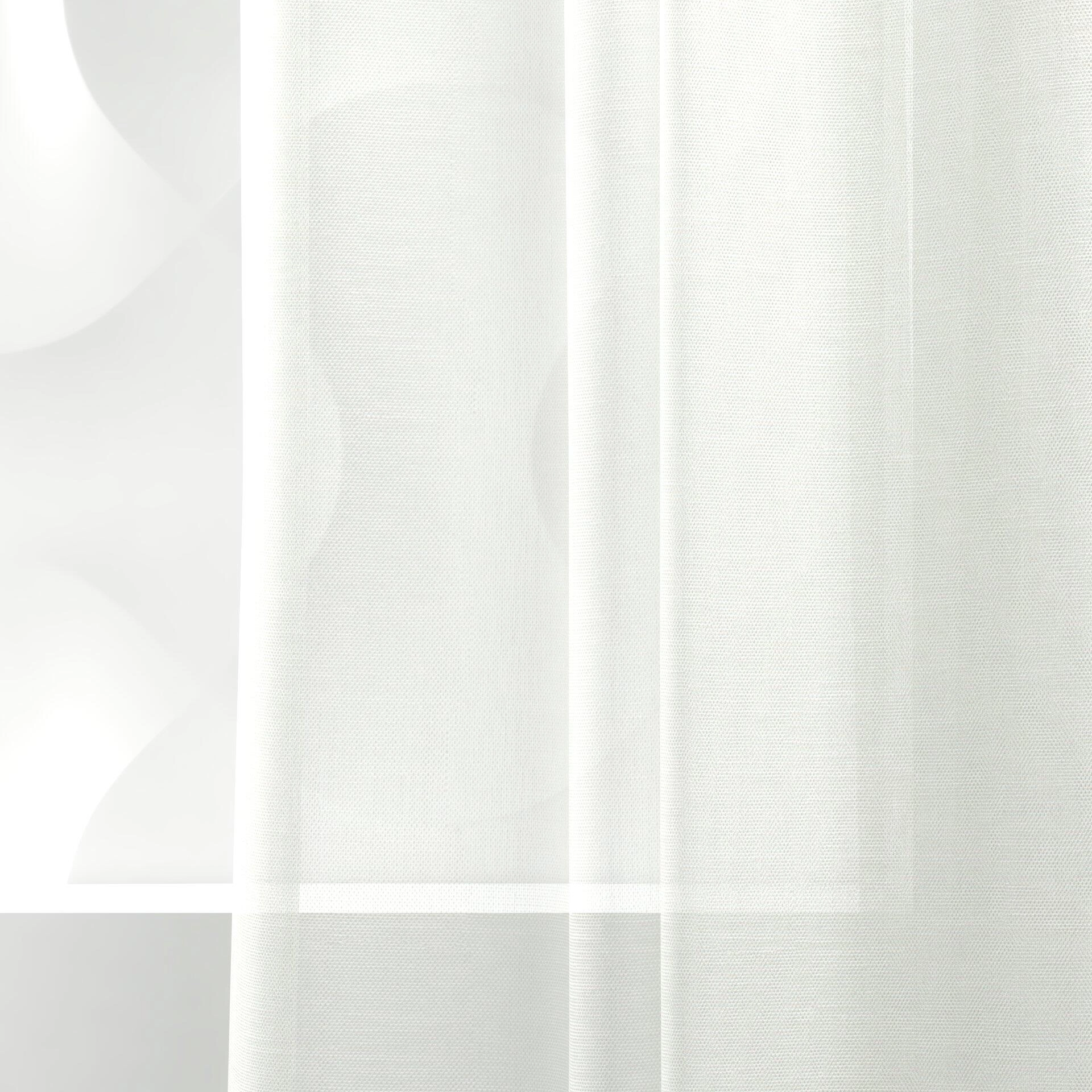 Stylo--Stylo--04-Oyster--Curtain_Frame_Detail.jpg