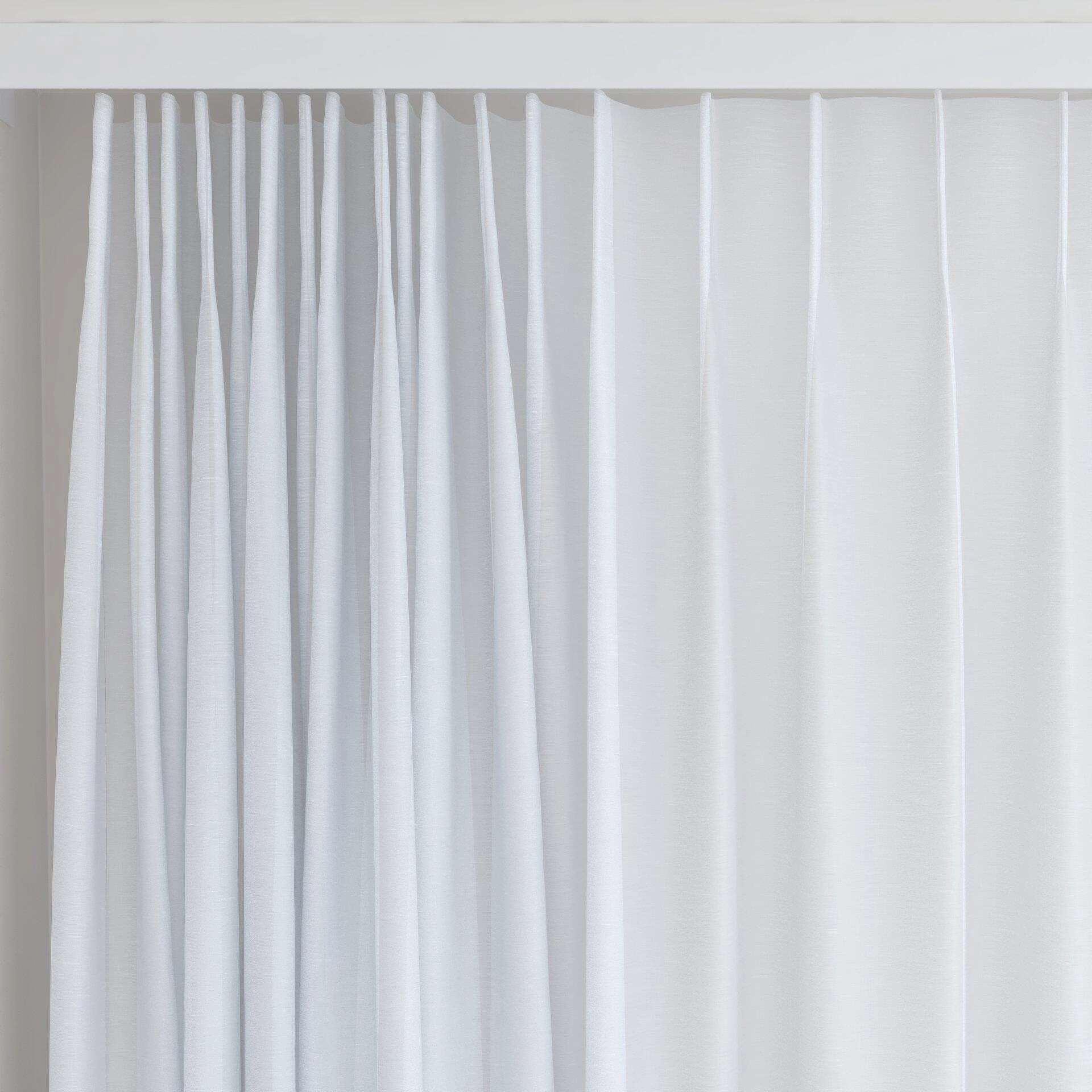 Stylo--Stylo--08-Silver--Curtain_Rail_Top.jpg