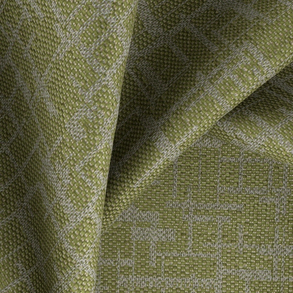 Lazarus--Labyrinth--18-Spinach--CloseUp_TW_CU.jpg