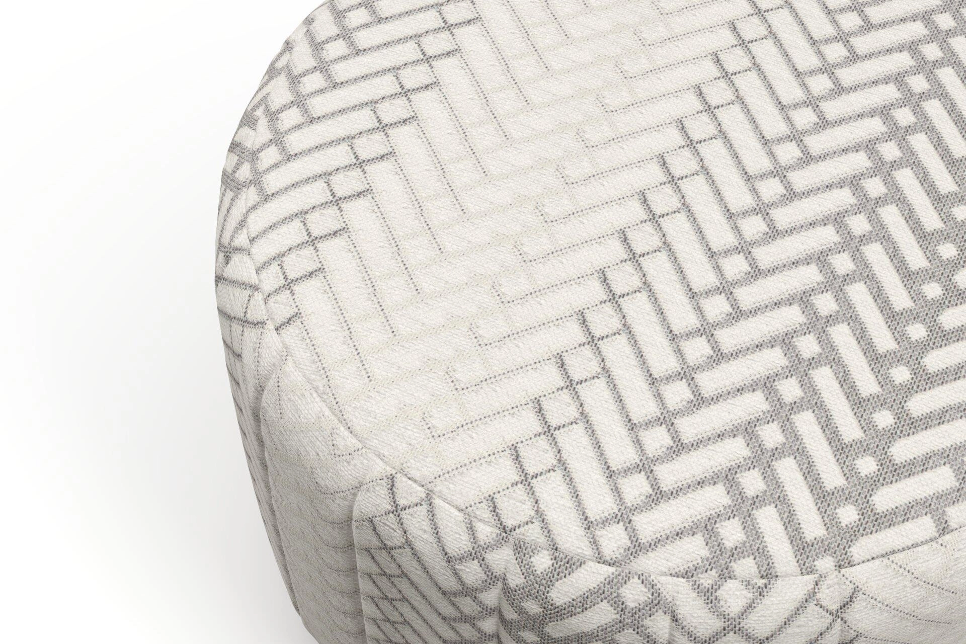 Lazarus--Laneway--03-Iron--Pouf_Pouf_Detail.jpg