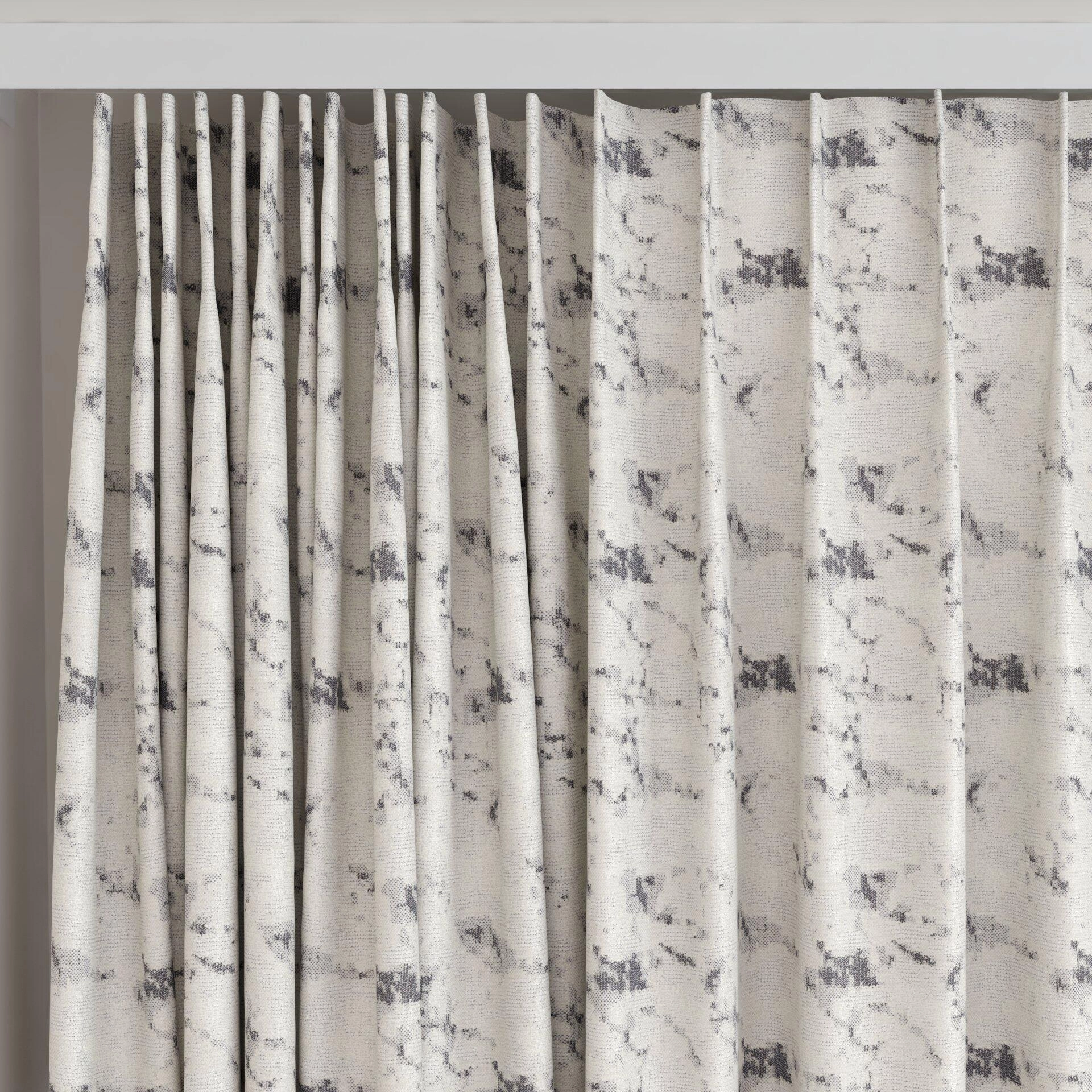 Lazarus--Lipova--01-Snow--Curtain_Rail_Top.jpg