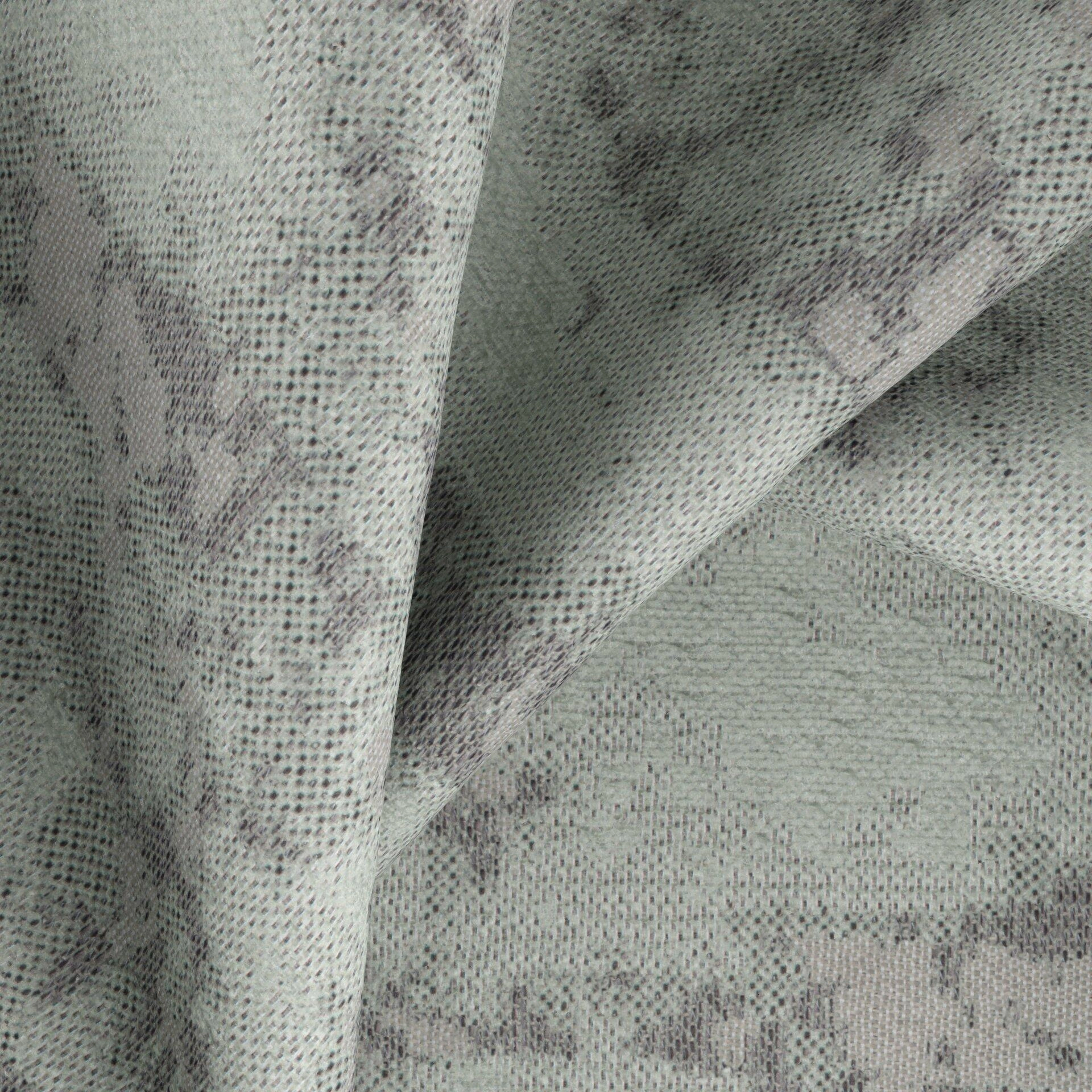 Lazarus--Lipova--22-Dove--CloseUp_TW_CU.jpg