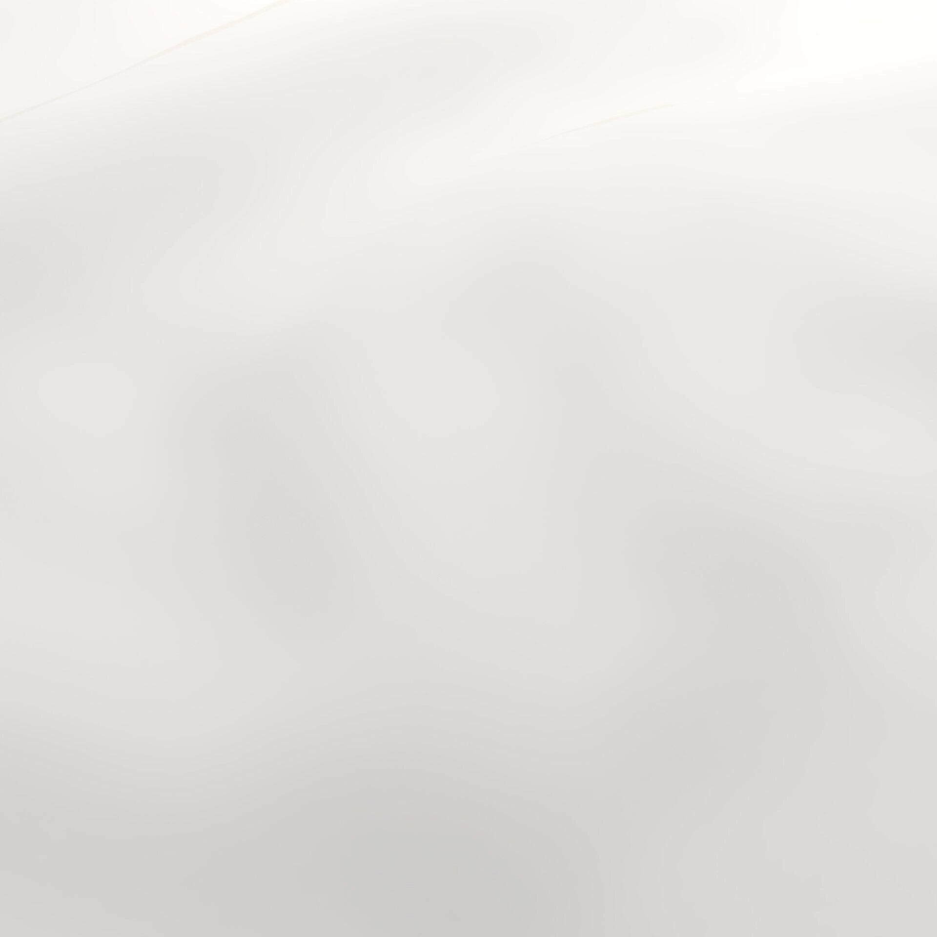 Life--Life--02-Plaza--Wrinkeled_WR_CloseUp.jpg