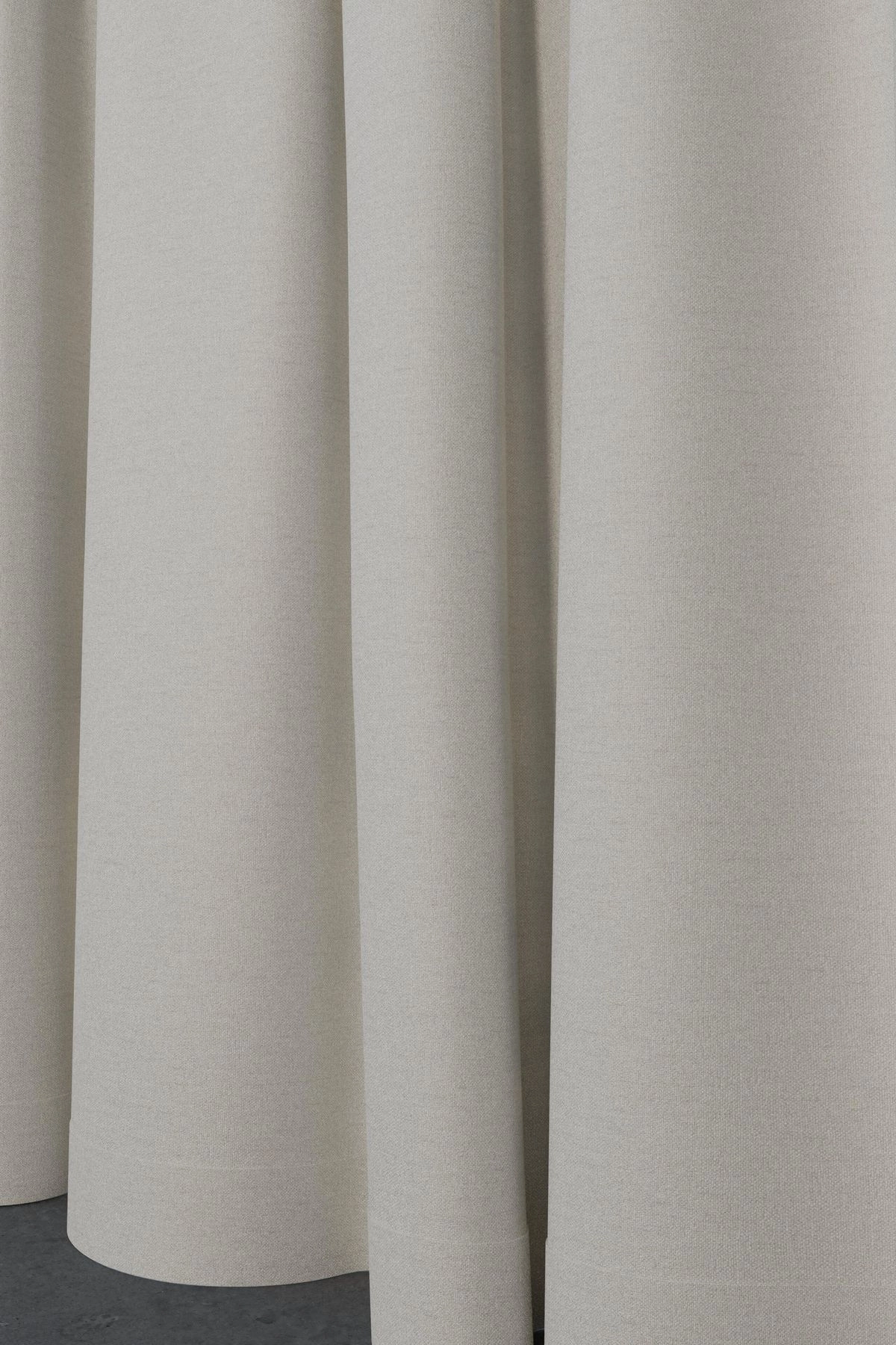 Shadowmax - Tenebris--Shadowmax - Tenebris--02-Calico - 54650990104--Curtain_CasualCurtain_Full.jpg