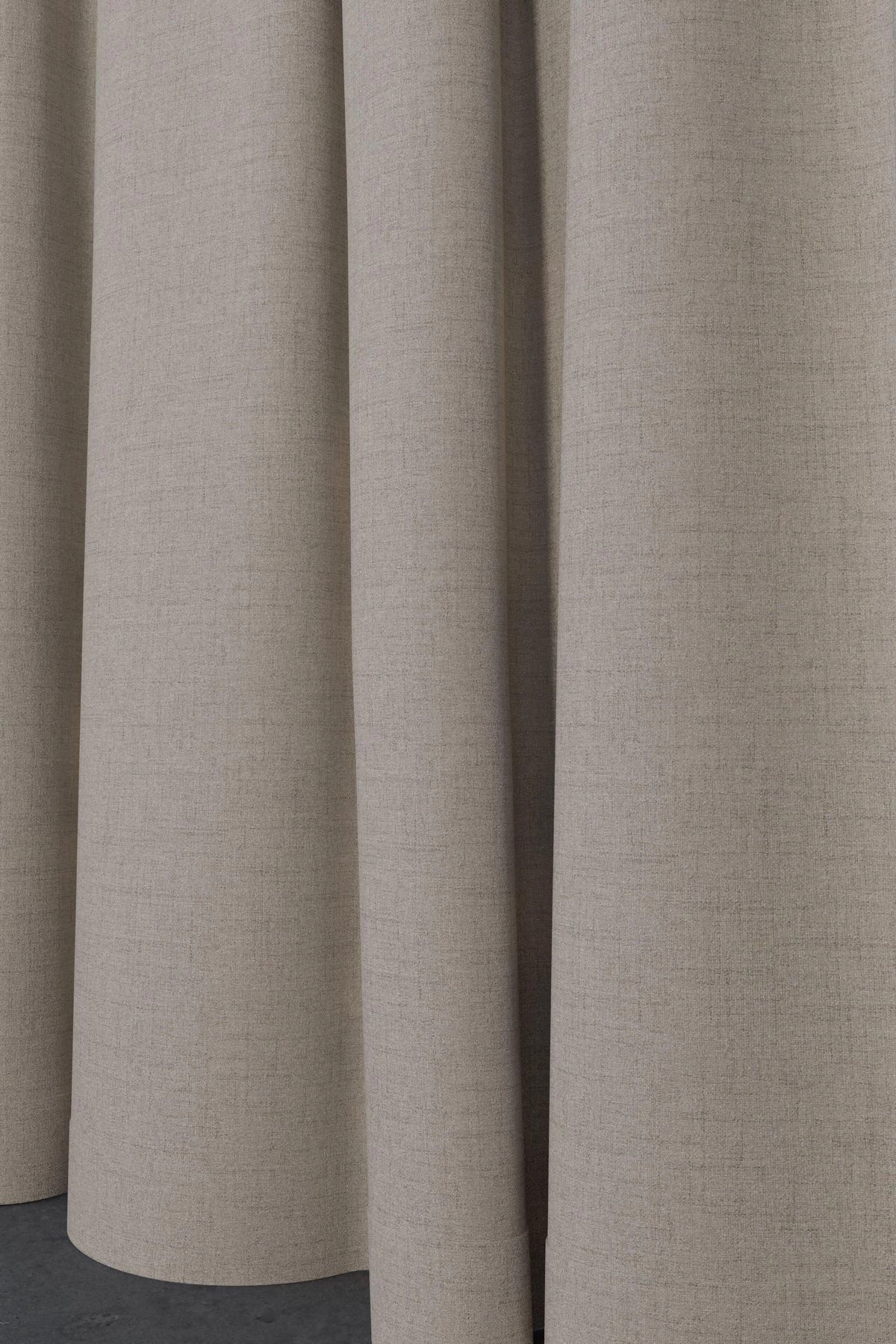 Shadowmax - Tenebris--Shadowmax - Tenebris--04-Fresco - 54650940010--Curtain_CasualCurtain_Full.jpg