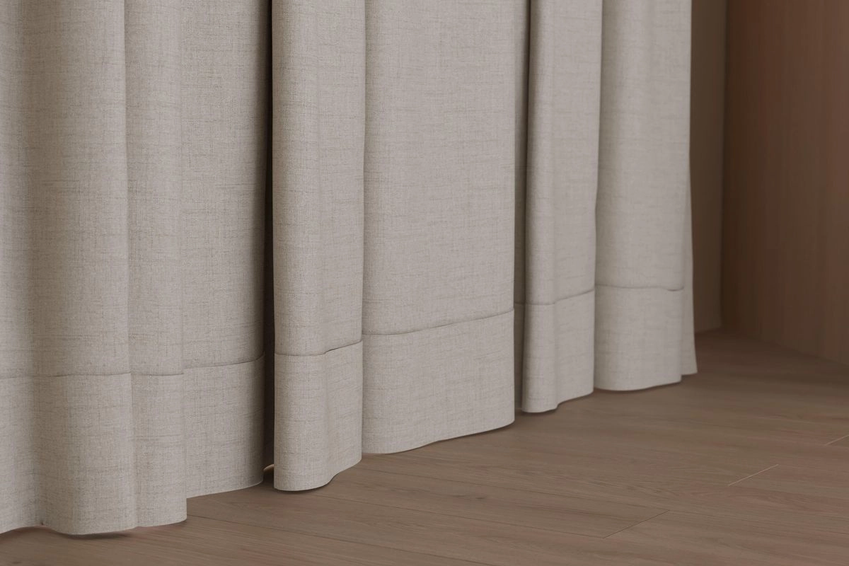 Shadowmax - Tenebris--Shadowmax - Tenebris--04-Fresco - 54650940010--Curtain_WavedCurtain_Bottom.jpg