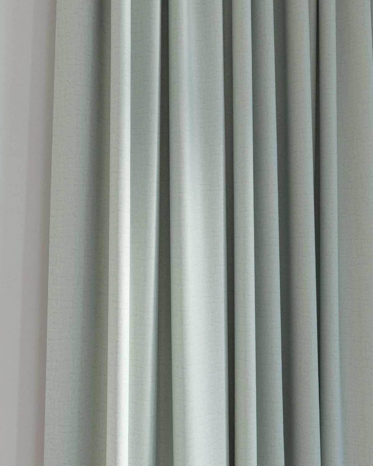 Shadowmax - Tenebris--Shadowmax - Tenebris--21-Linden - 54650955714--Curtain_PuddleCurtain_Detail.jpg