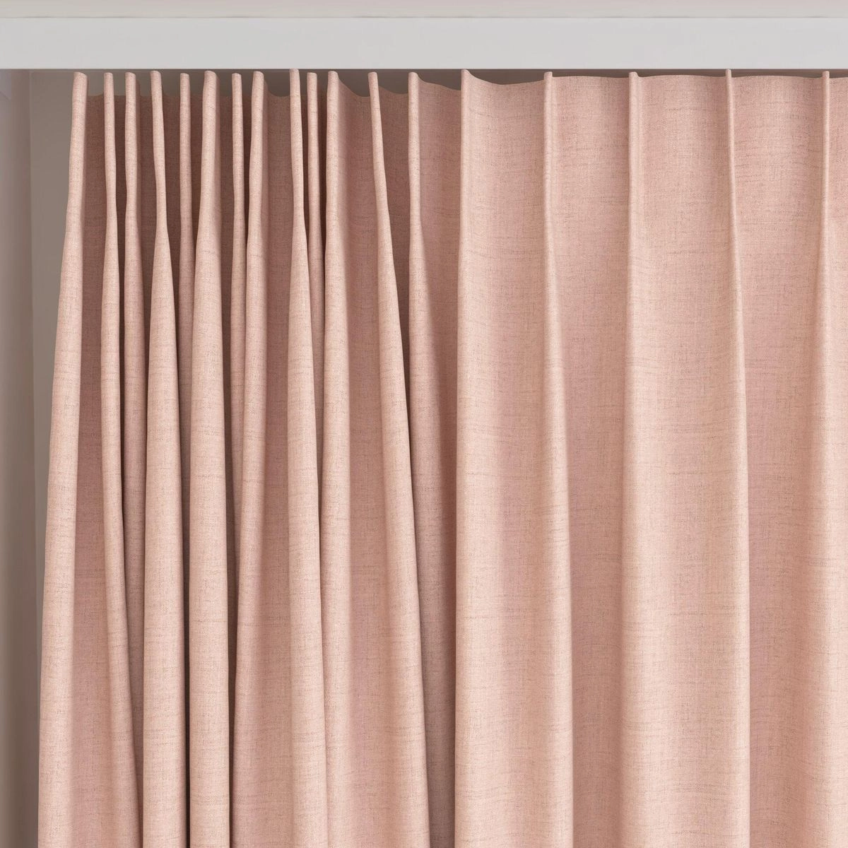 Shadowmax - Tenebris--Shadowmax - Tenebris--25-Boudoir - 54650950303--Curtain_Rail_Top.jpg