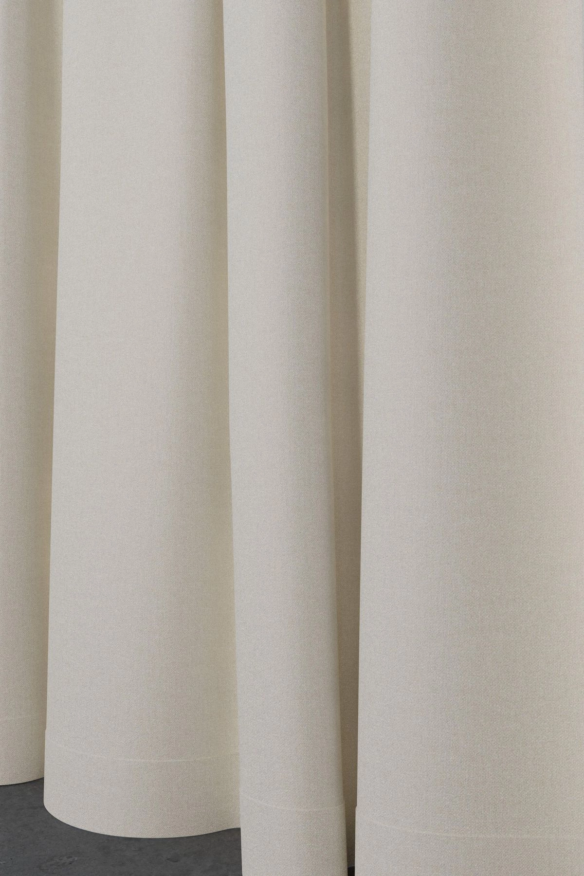 Excel - Romney--Excel - Romney--02-Oyster - 54540645353--Curtain_CasualCurtain_Full.jpg