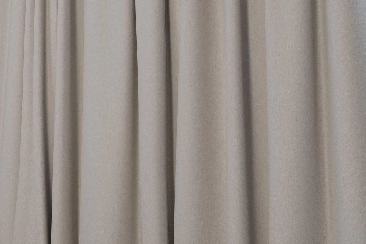 Excel - Romney--Excel - Romney--10-Chinchilla - 54540345232--Curtain_CasualCurtain_Detail.jpg