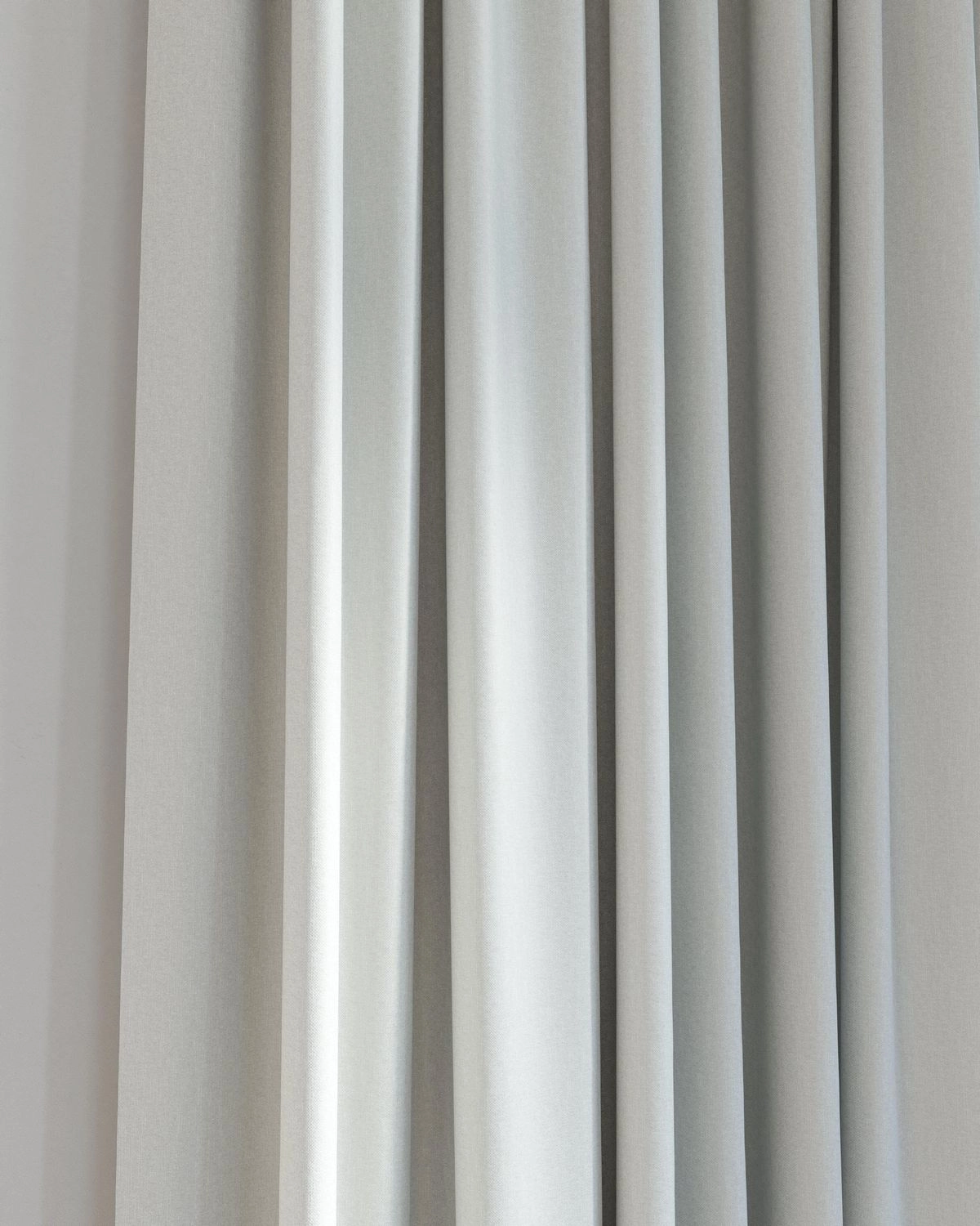 Excel - Romney--Excel - Romney--11-Dove - 54540341434--Curtain_PuddleCurtain_Detail.jpg