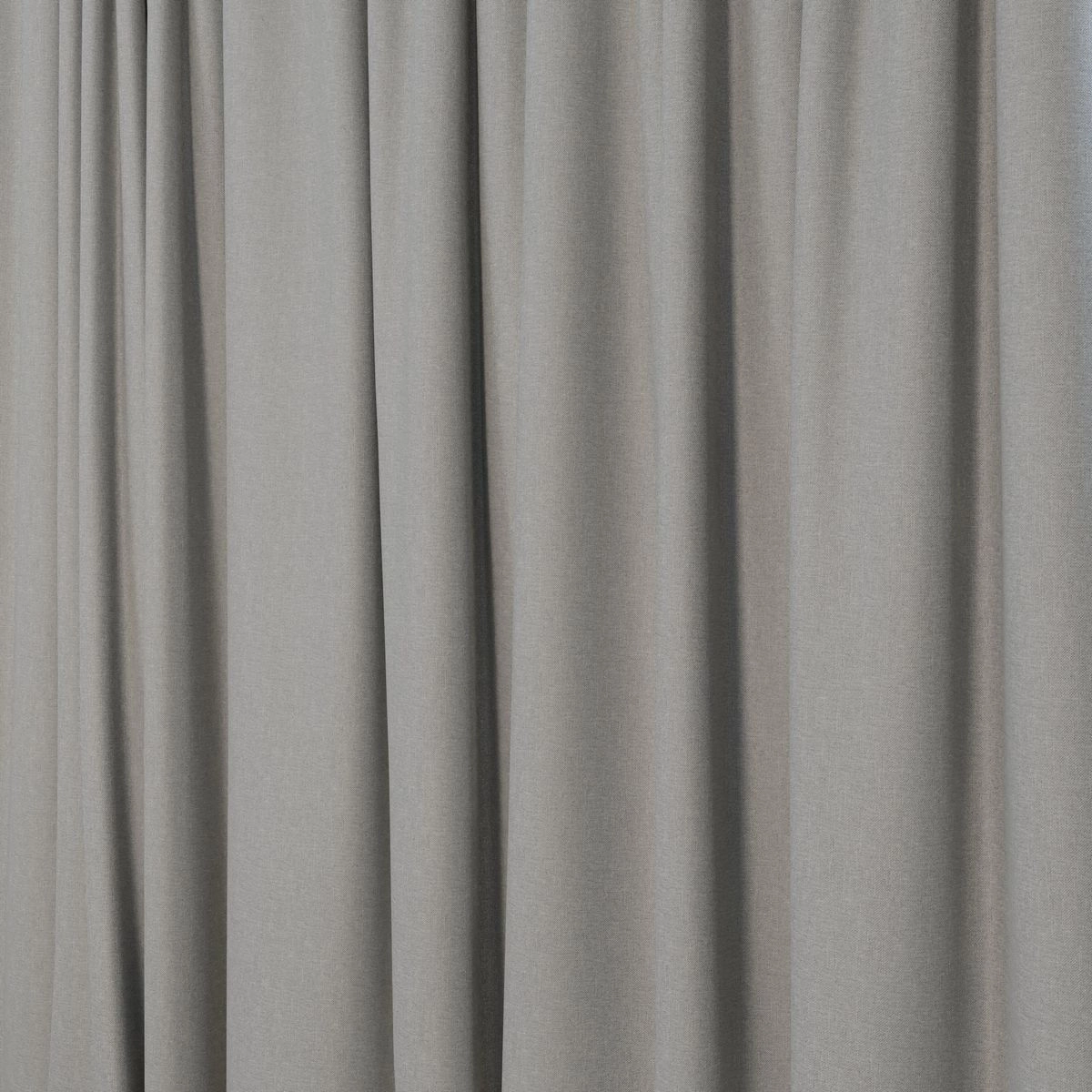 Excel - Romney--Excel - Romney--14-Aluminium - 54540342327--Curtain_CasualCurtain_Front.jpg