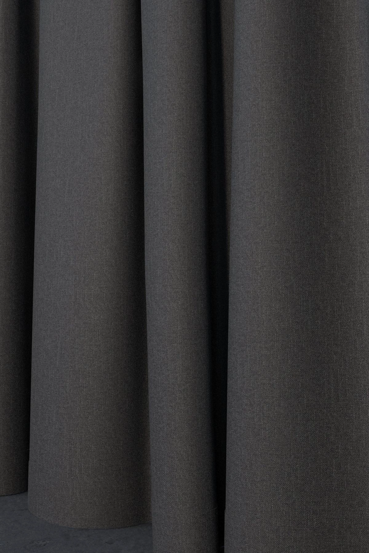 Excel - Romney--Excel - Romney--18-Night - 54540641950--Curtain_CasualCurtain_Full.jpg