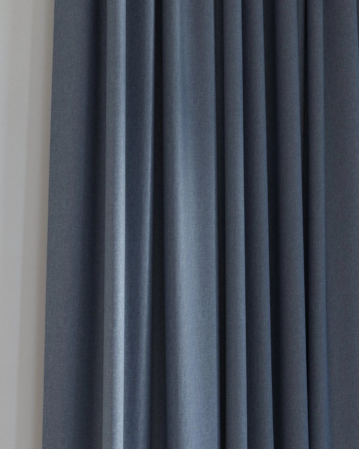 Excel - Romney--Excel - Romney--19-Navy - 54540654649--Curtain_PuddleCurtain_Detail.jpg
