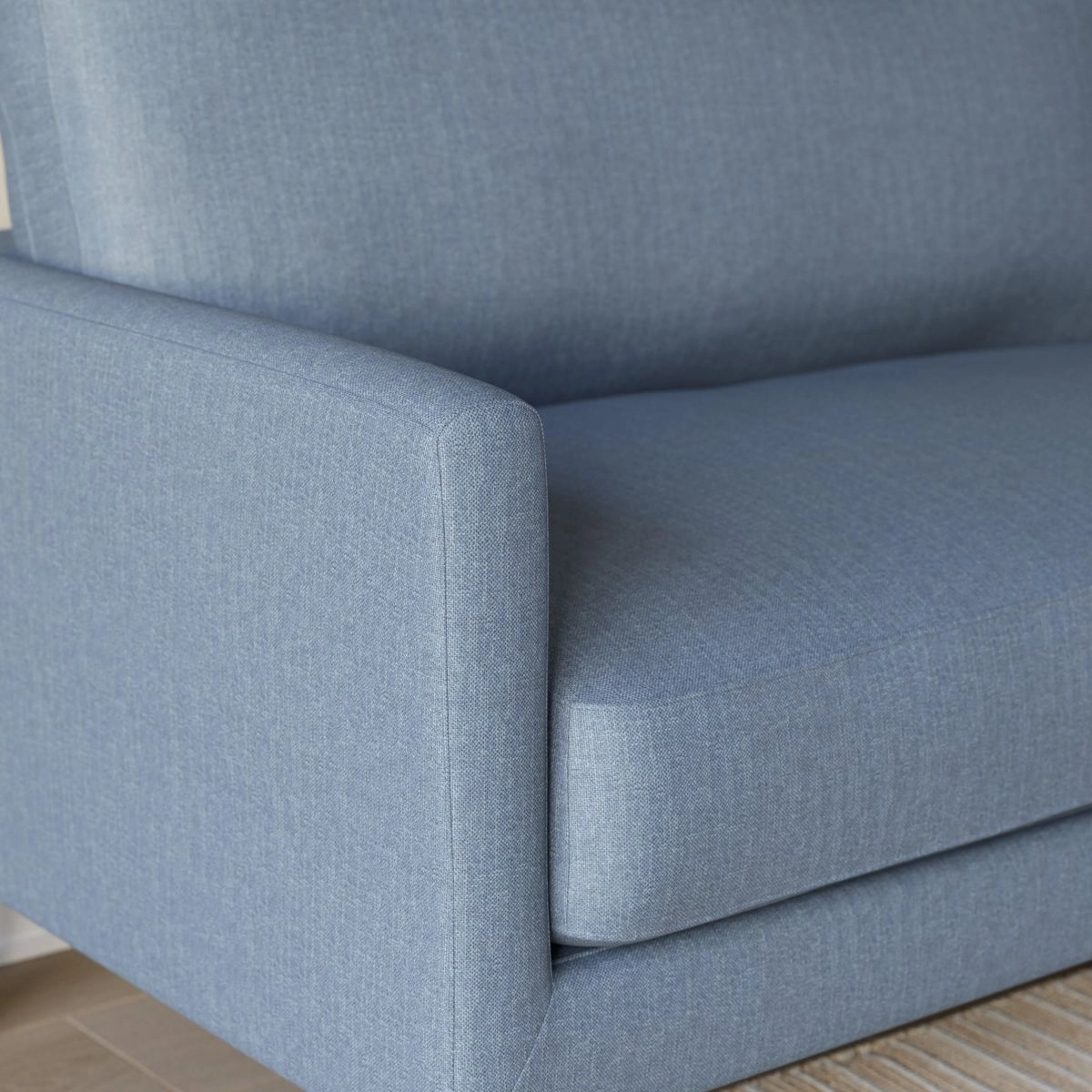 Excel - Romney--Excel - Romney--22-Horizon - 54540654842--Sofa_TwoSeatSofa_Detail.jpg