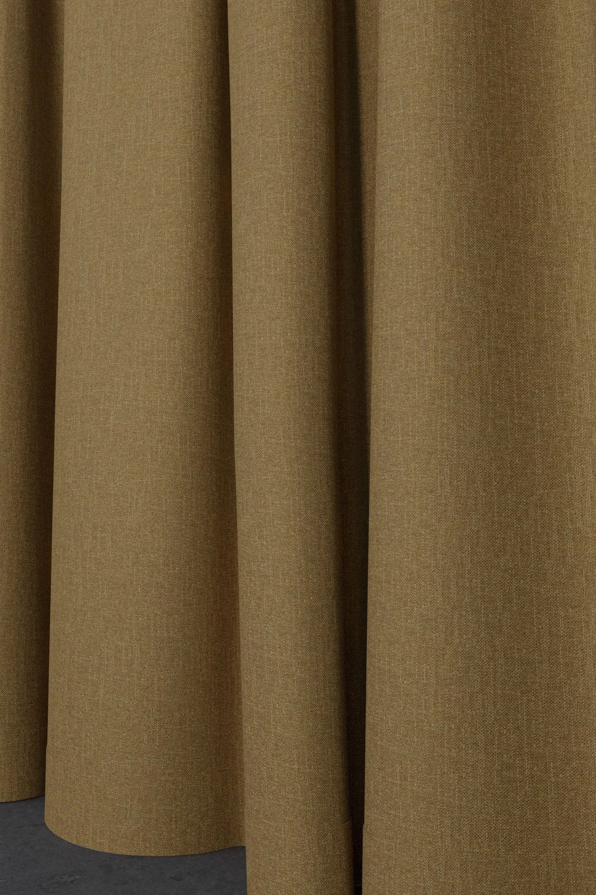 Excel - Romney--Excel - Romney--30-Camel - 54540358130--Curtain_CasualCurtain_Full.jpg