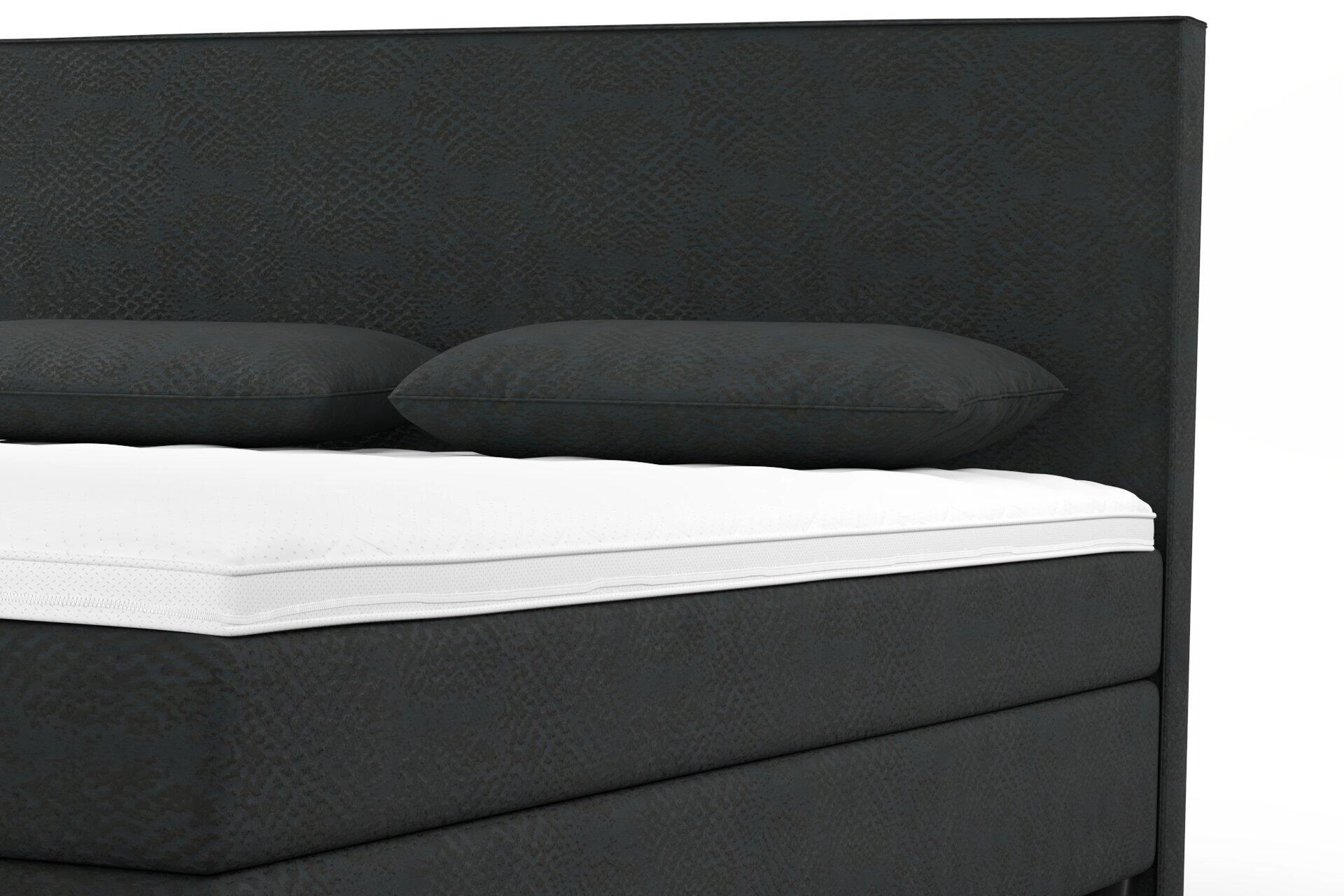 Genova--Gilda--03-Night--Bed_Bed_Detail.jpg