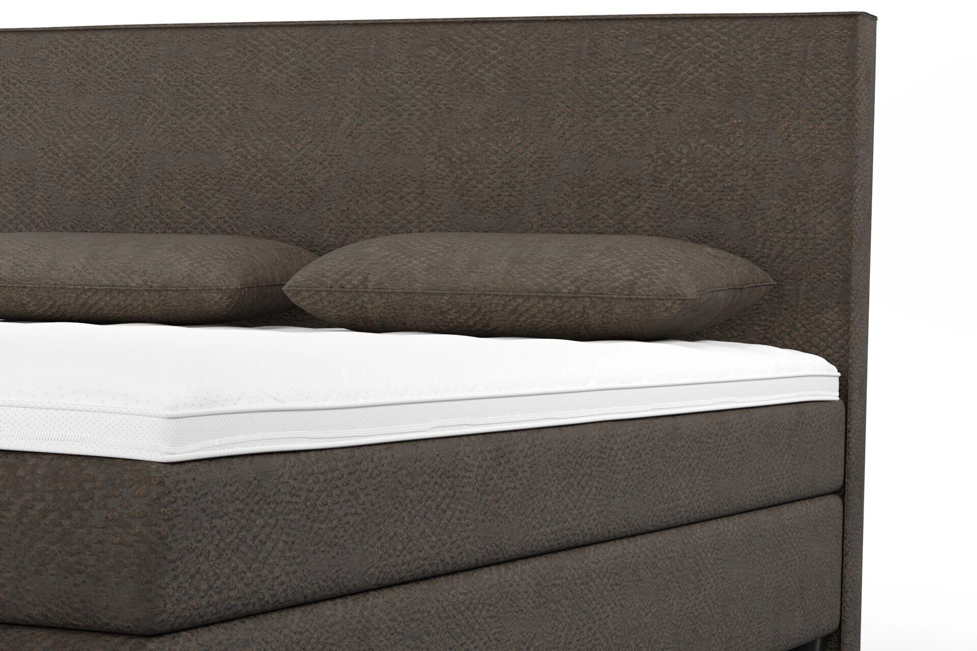 Genova--Gilda--18-Gargoyle--Bed_Bed_Detail.jpg